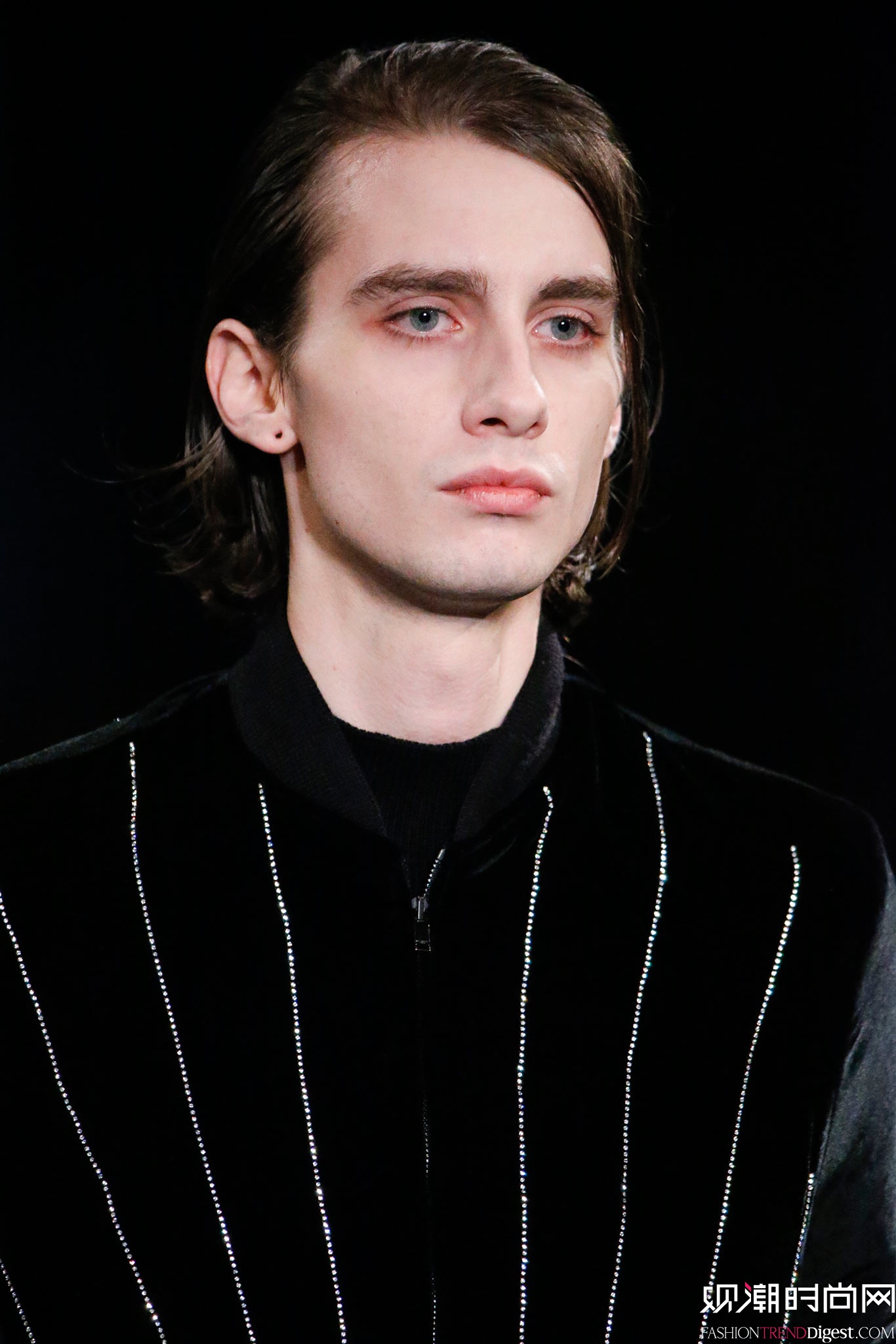 Saint Laurent 2015�ﶬ��װϵ���㳡����ͼƬ