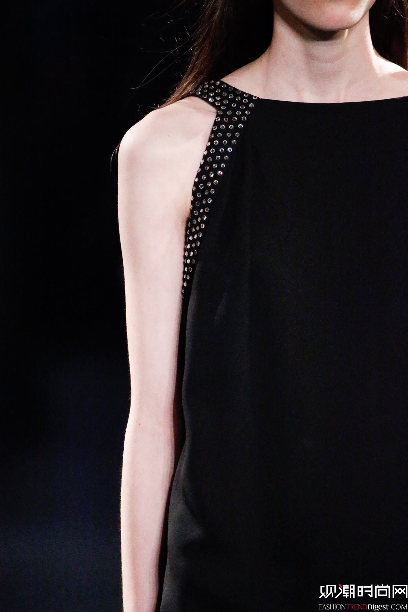 Saint Laurent 2015�ﶬ��װϵ���㳡����ͼƬ