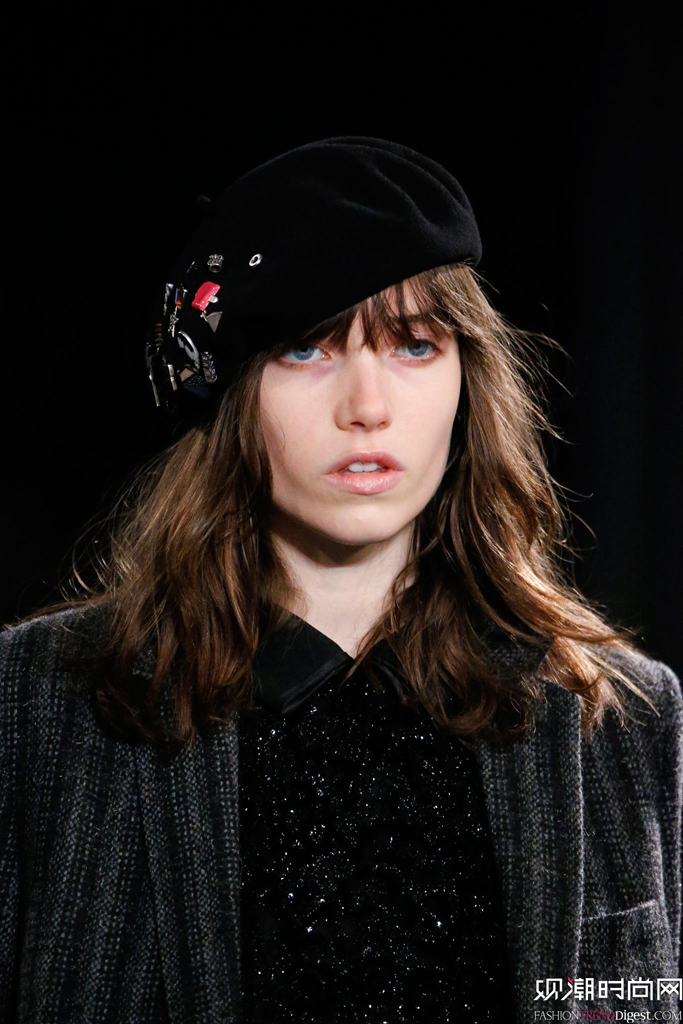 Saint Laurent 2015�ﶬ��װϵ���㳡����ͼƬ