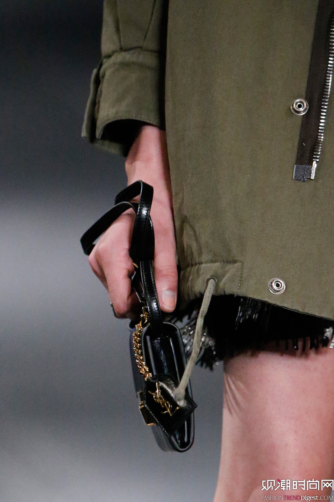 Saint Laurent 2015�ﶬ��װϵ���㳡����ͼƬ