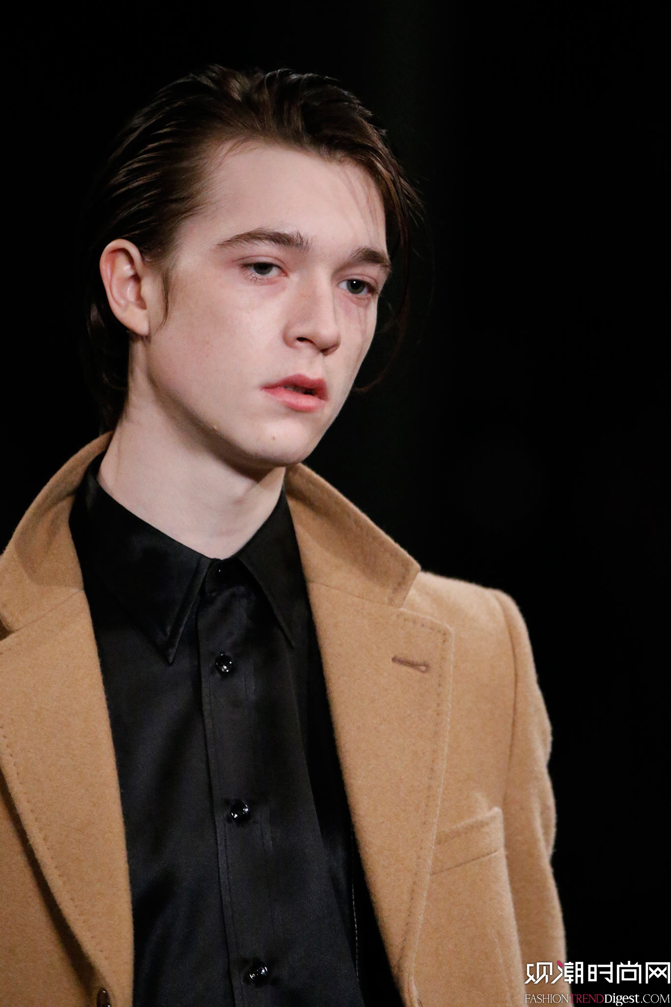 Saint Laurent 2015�ﶬ��װϵ���㳡����ͼƬ