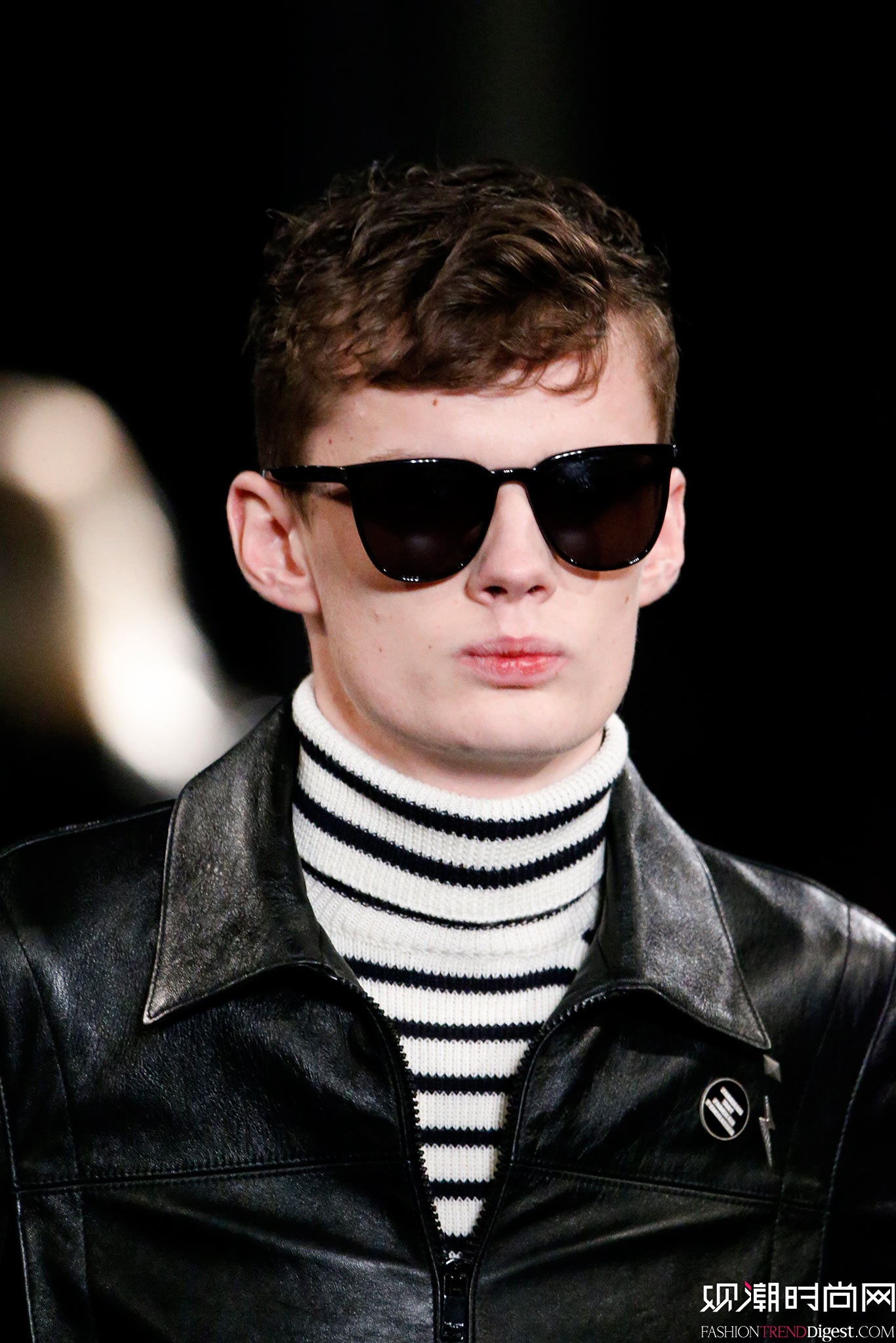 Saint Laurent 2015�ﶬ��װϵ���㳡����ͼƬ
