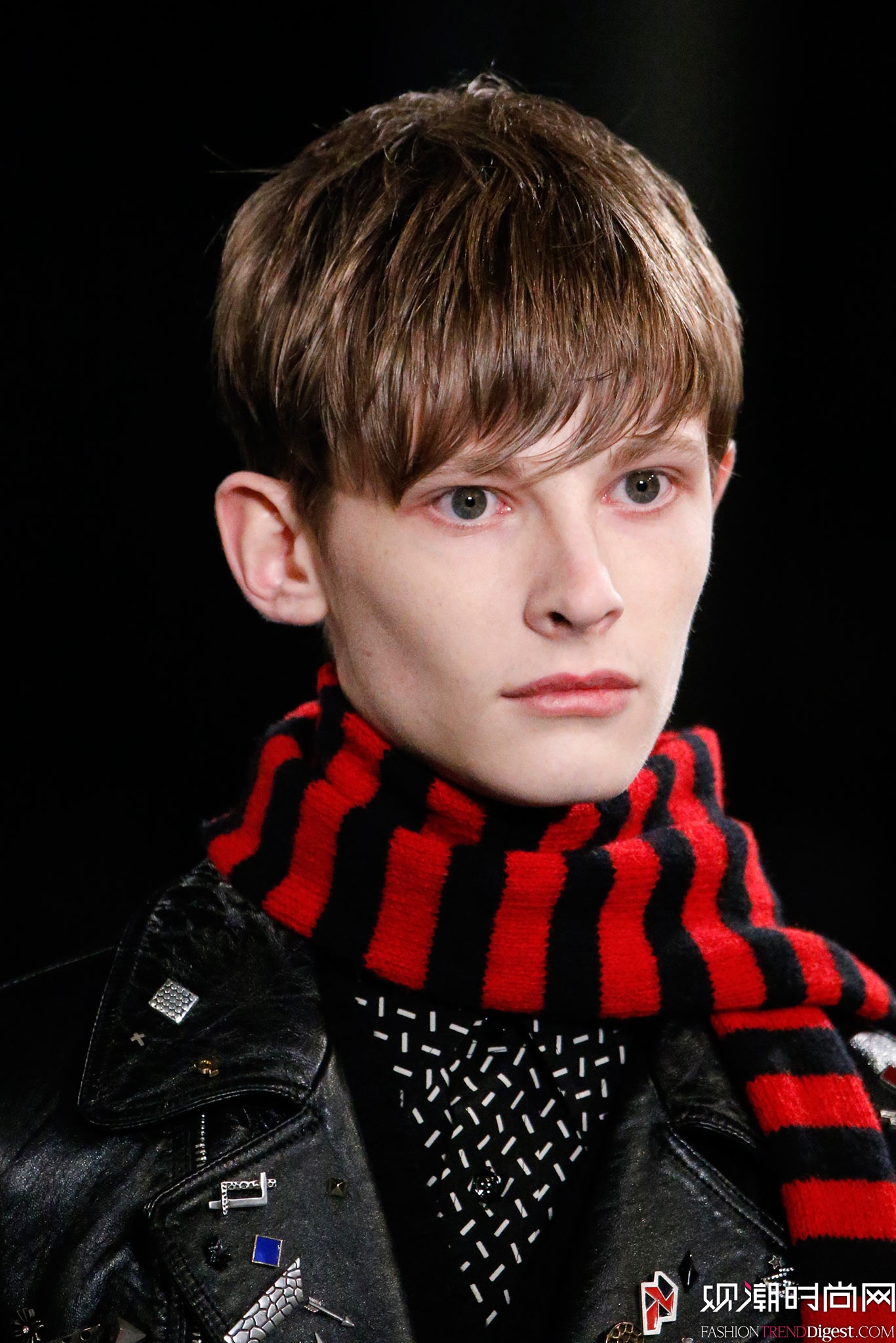 Saint Laurent 2015�ﶬ��װϵ���㳡����ͼƬ