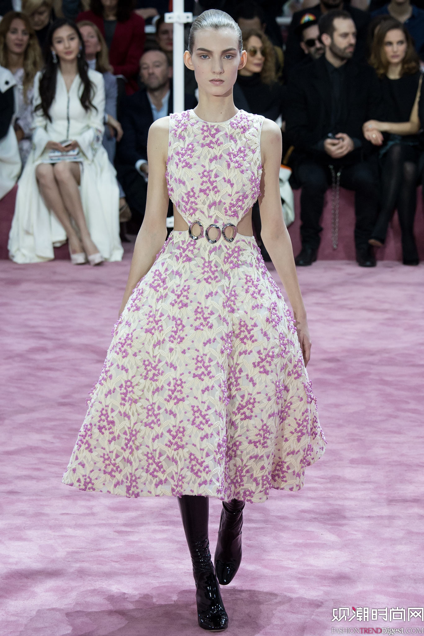 Christian Dior 2015ĸ߶ϵ㳡ͼƬ