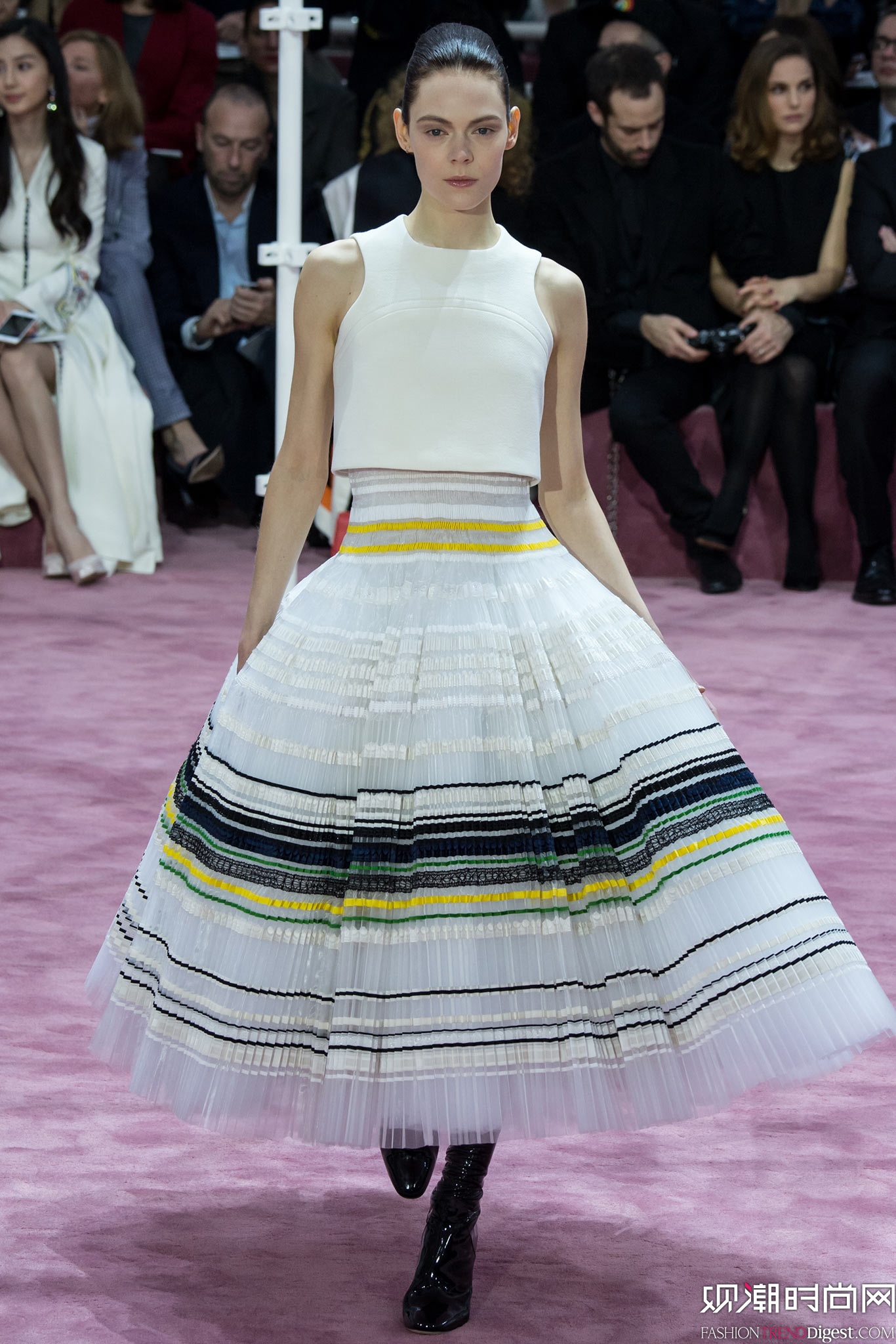 Christian Dior 2015ĸ߶ϵ㳡ͼƬ