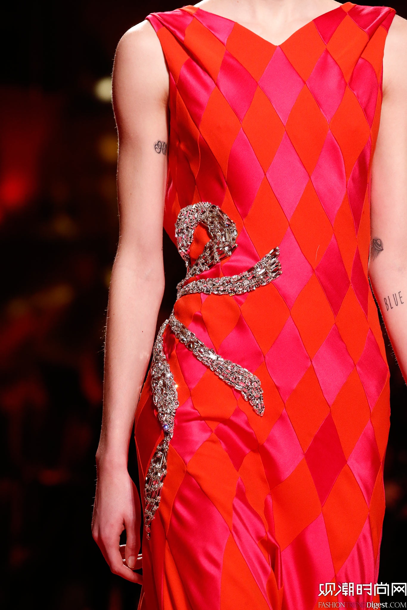 Schiaparelli 2015ĸ߶ϵ㳡ͼƬ