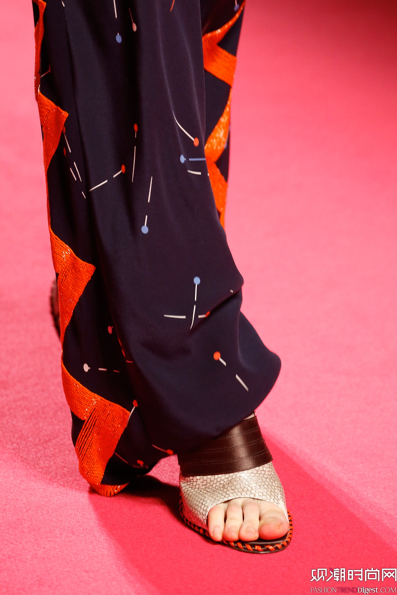 Schiaparelli 2015ĸ߶ϵ㳡ͼƬ