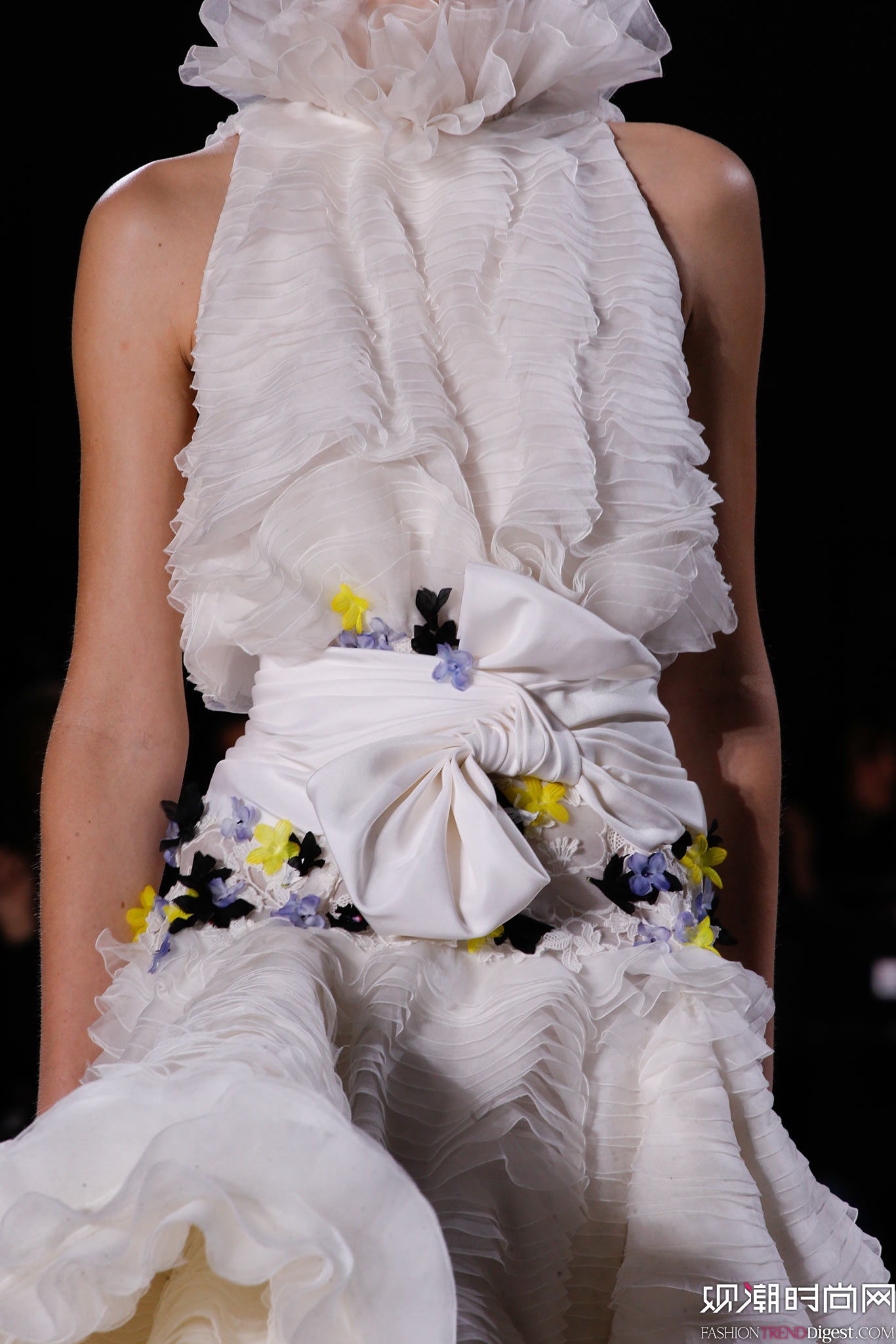 Giambattista Valli 2015ĸ߶ϵ㳡ͼƬ