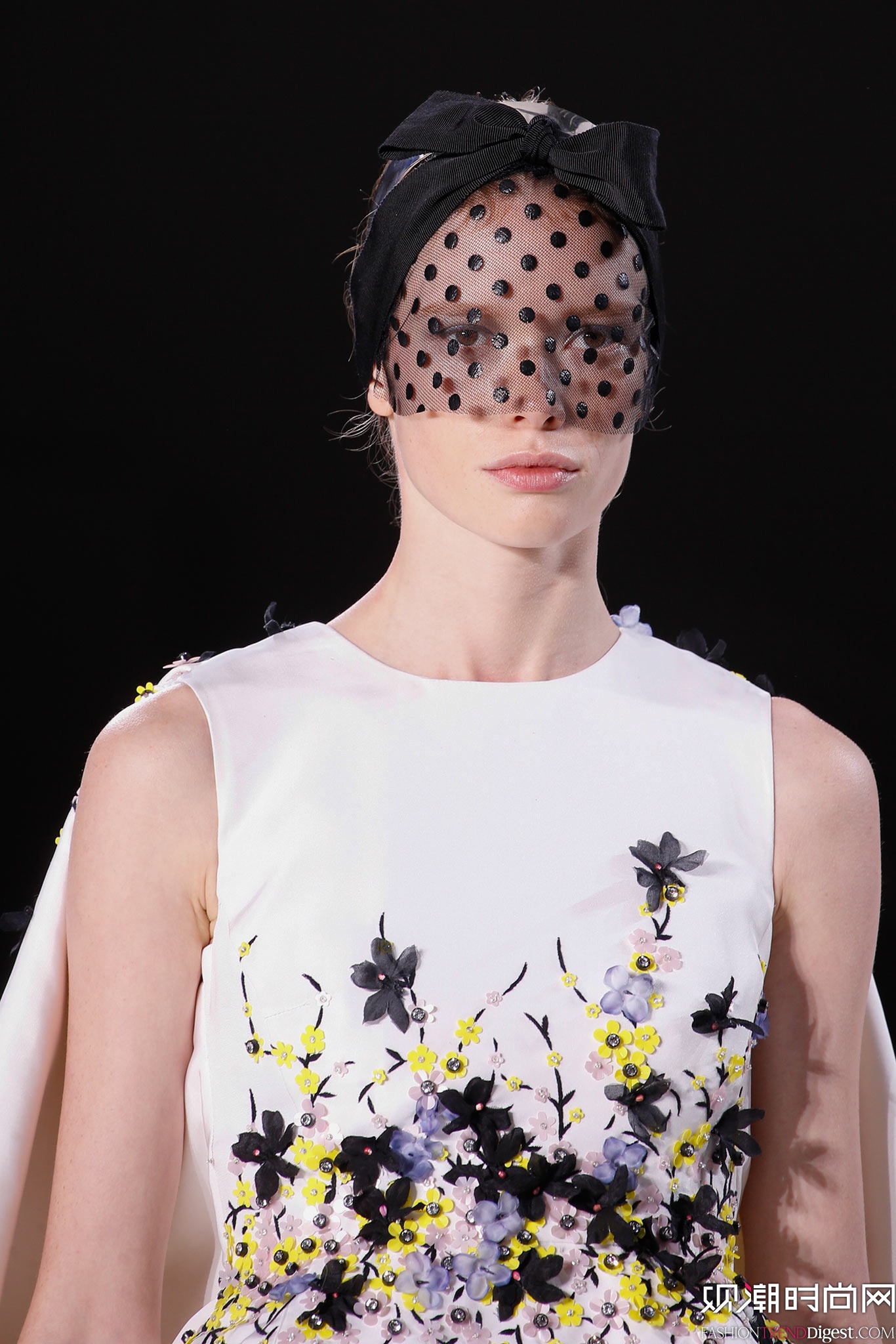 Giambattista Valli 2015ĸ߶ϵ㳡ͼƬ