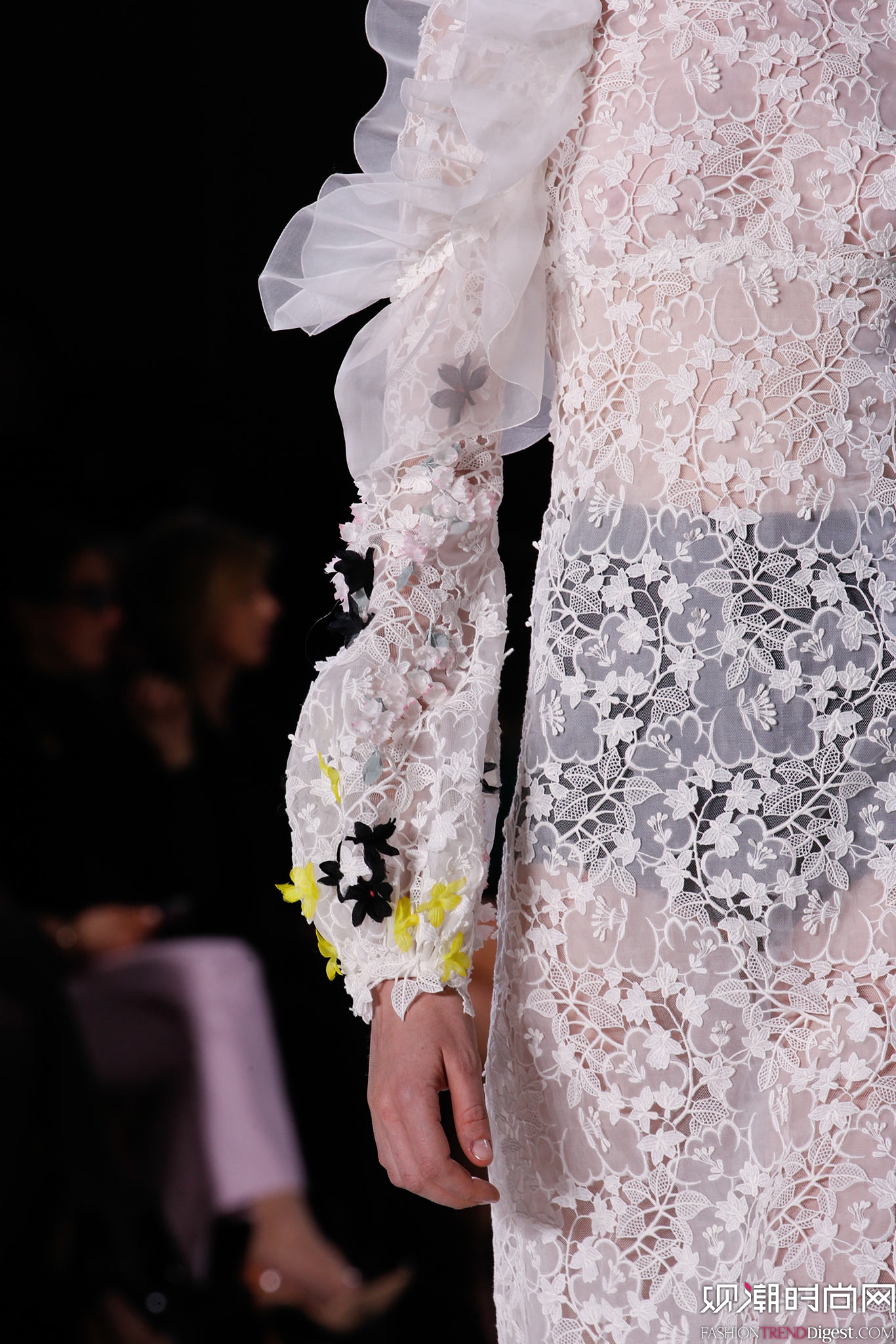 Giambattista Valli 2015ĸ߶ϵ㳡ͼƬ