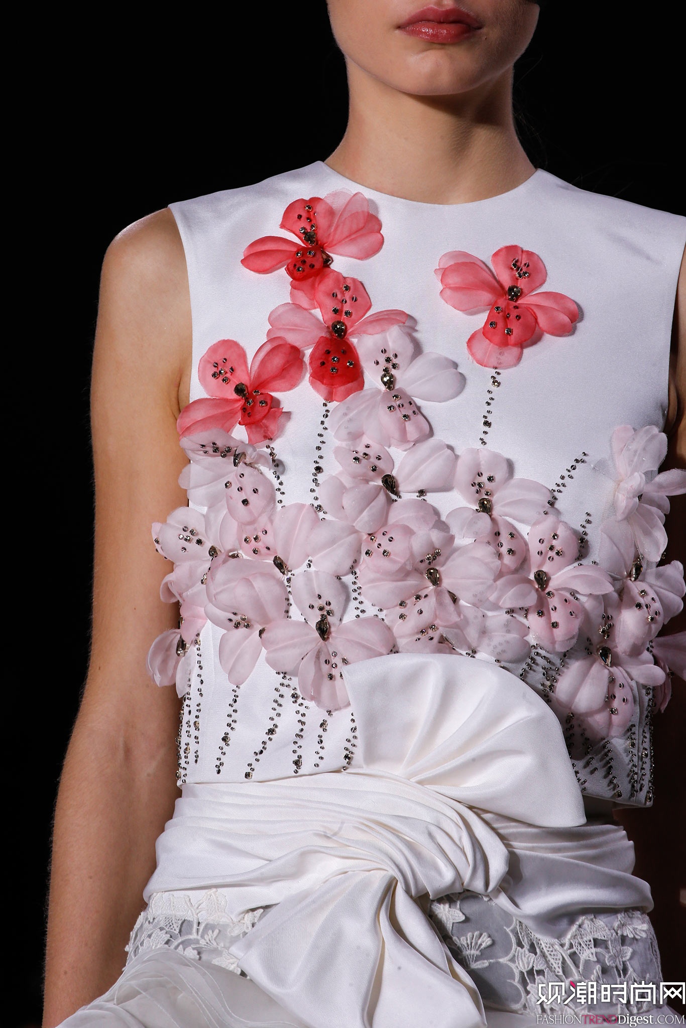 Giambattista Valli 2015ĸ߶ϵ㳡ͼƬ