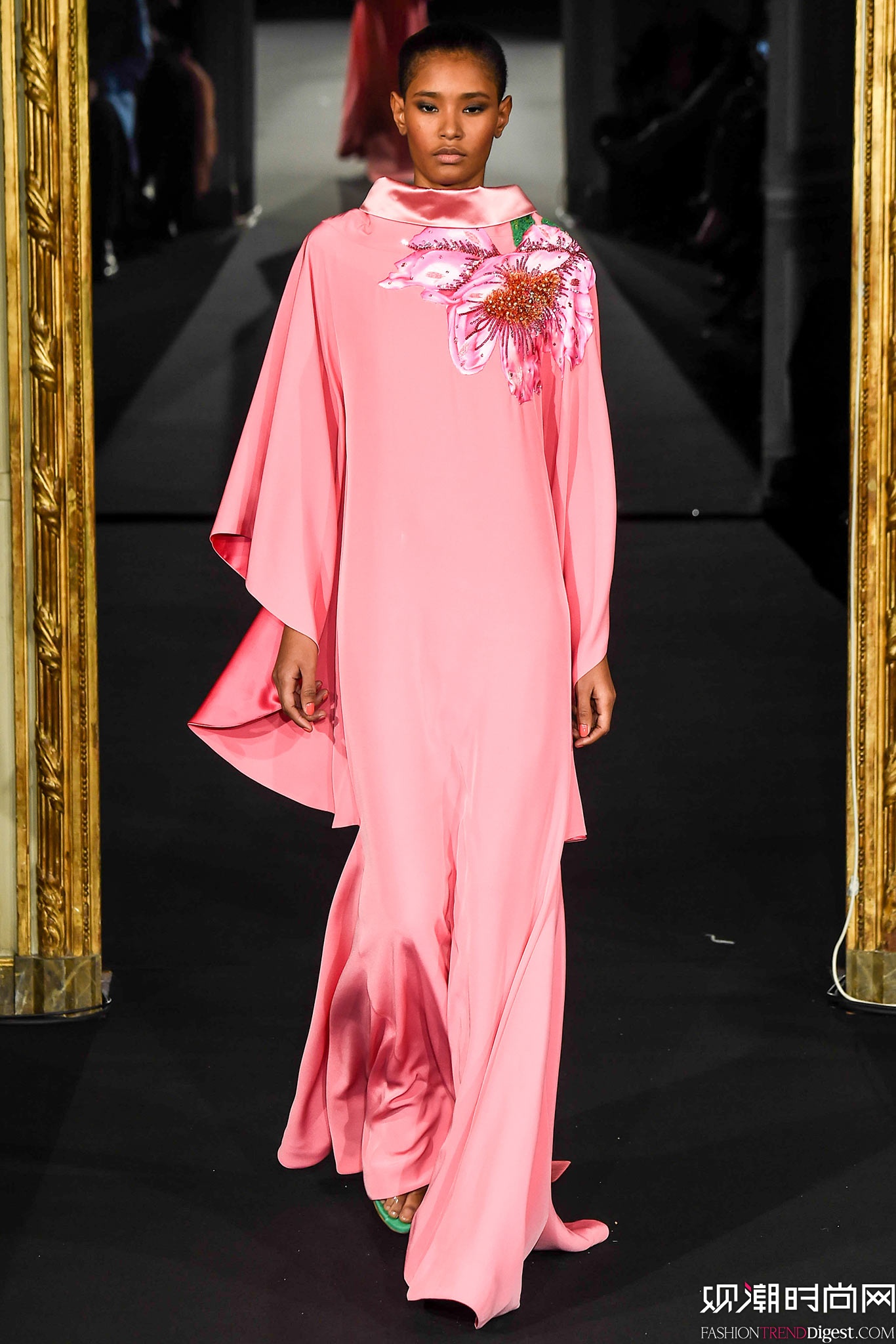 Alexis Mabille 2015ĸ߶ϵ㳡ͼƬ