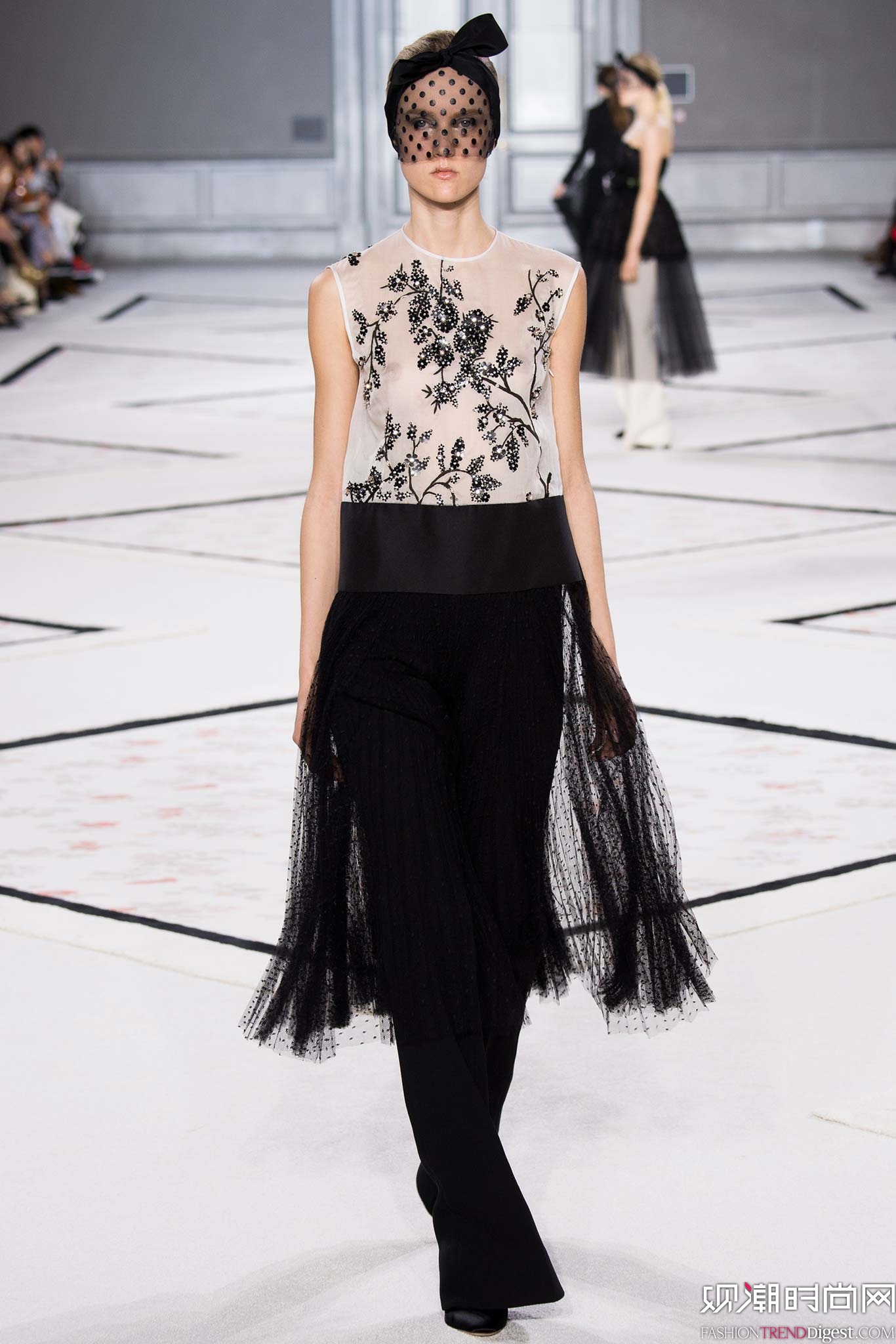 Giambattista Valli 2015ĸ߶ϵ㳡ͼƬ