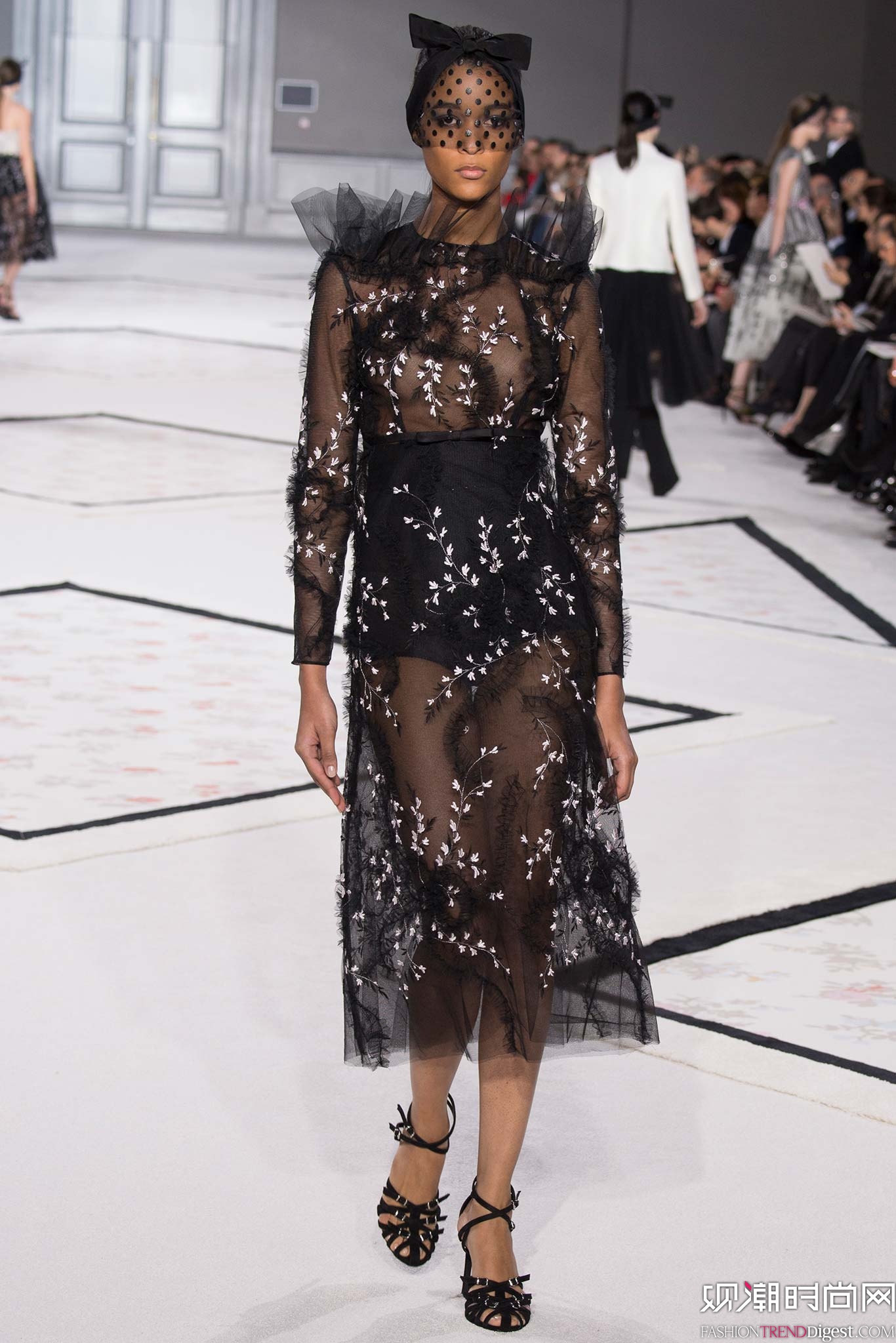 Giambattista Valli 2015ĸ߶ϵ㳡ͼƬ