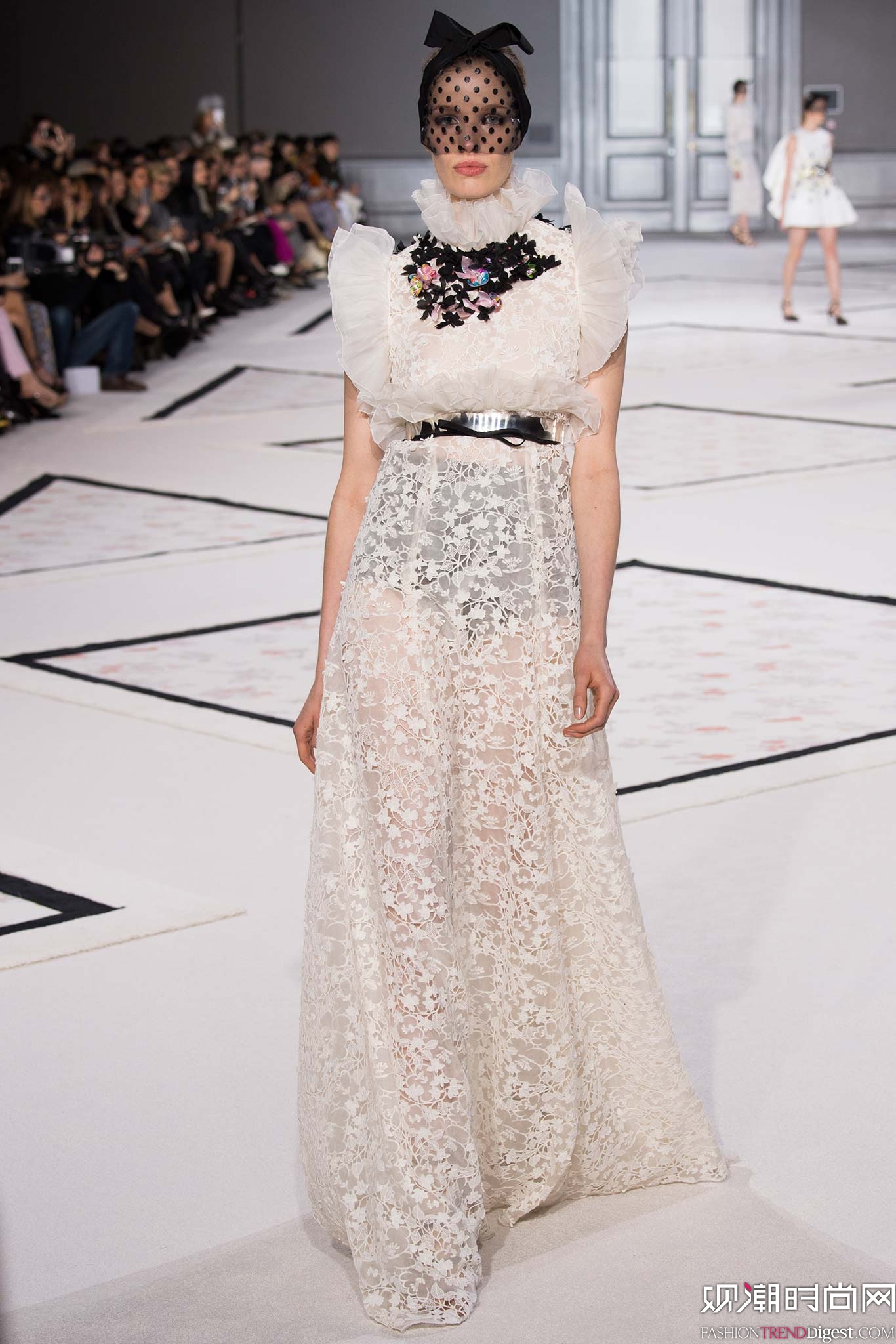 Giambattista Valli 2015ĸ߶ϵ㳡ͼƬ