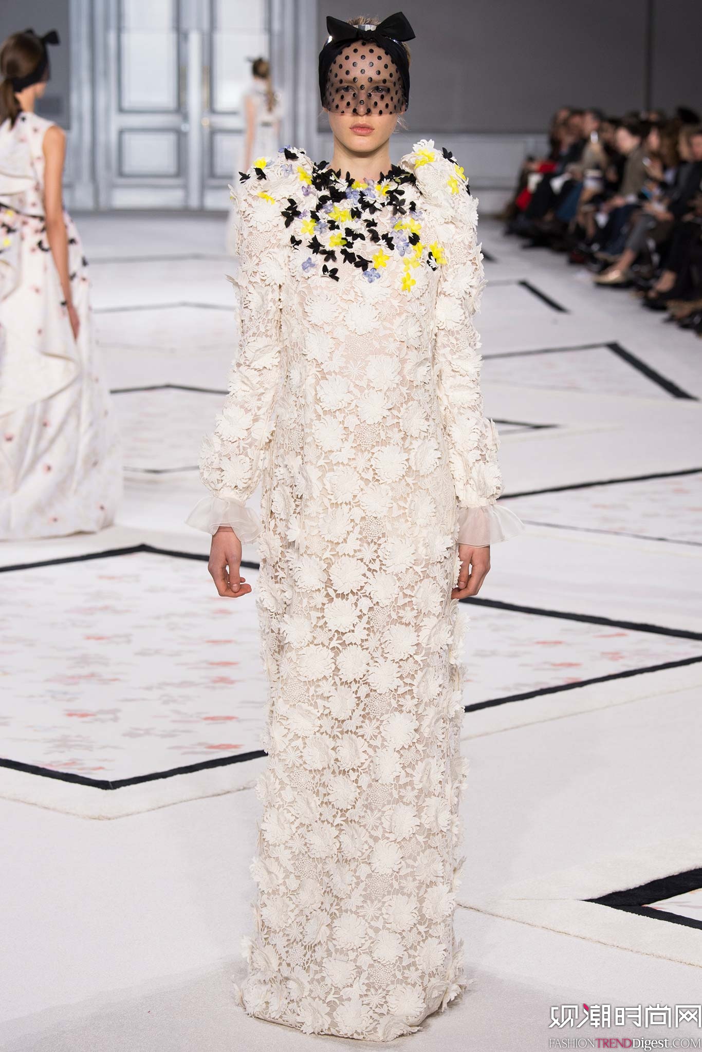 Giambattista Valli 2015ĸ߶ϵ㳡ͼƬ