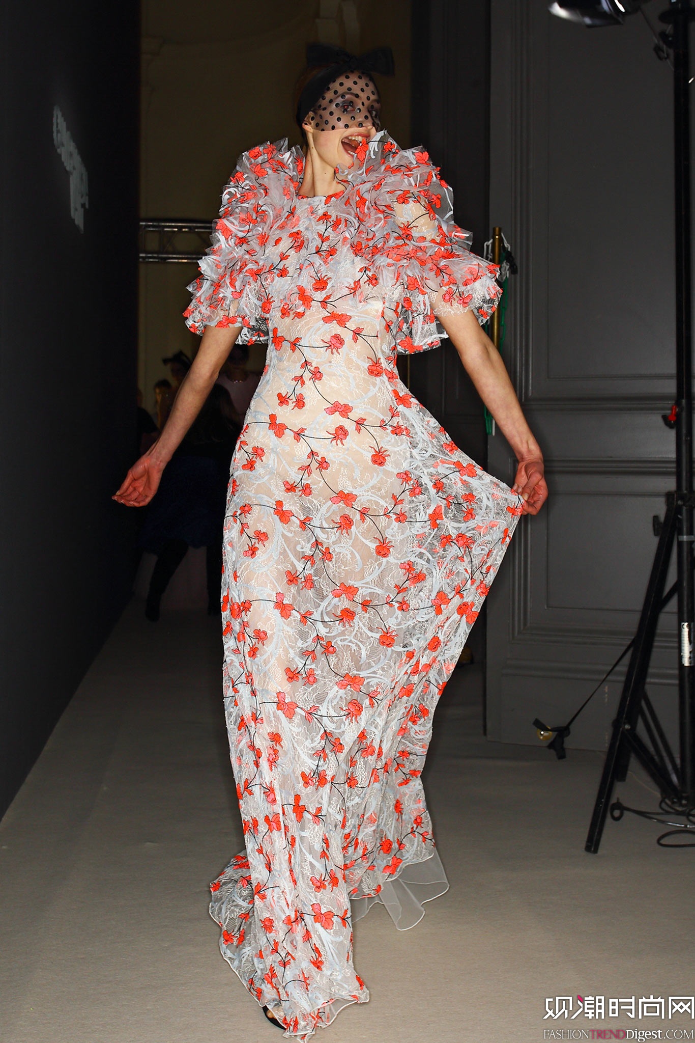 Giambattista Valli 2015ĸ߶ϵ㳡ͼƬ