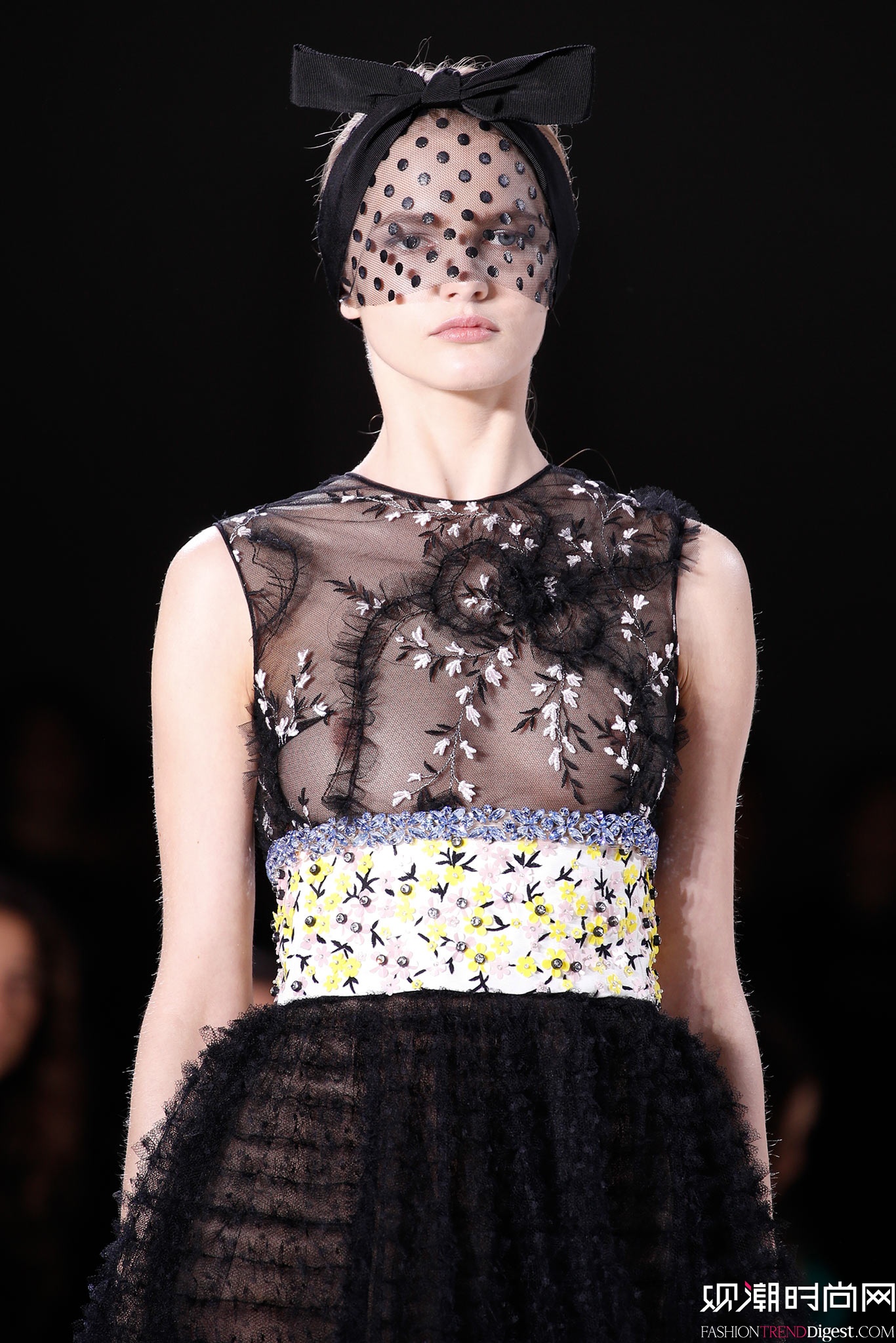 Giambattista Valli 2015ĸ߶ϵ㳡ͼƬ