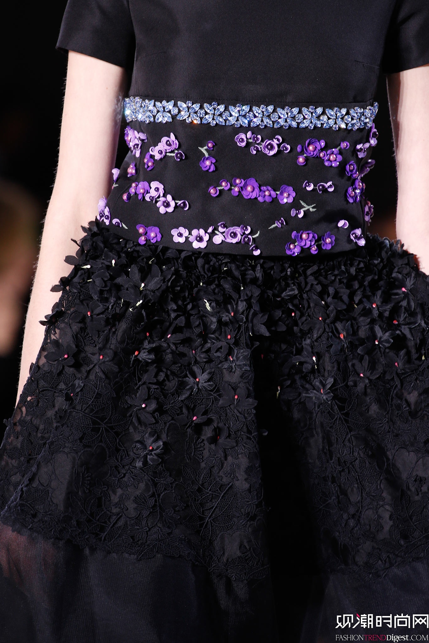 Giambattista Valli 2015ĸ߶ϵ㳡ͼƬ