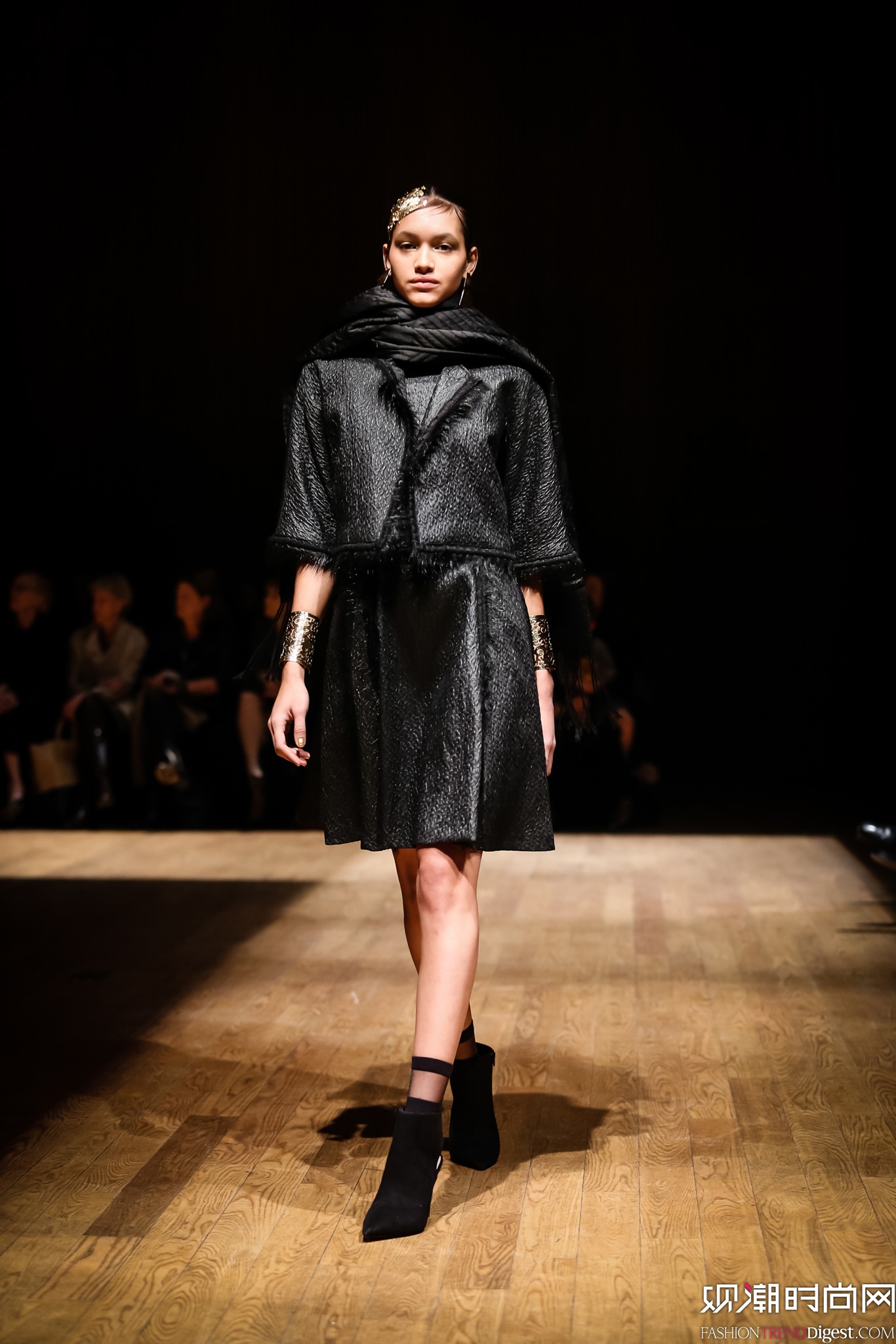 Josie Natori 2015ﶬ~srbܸDƬ