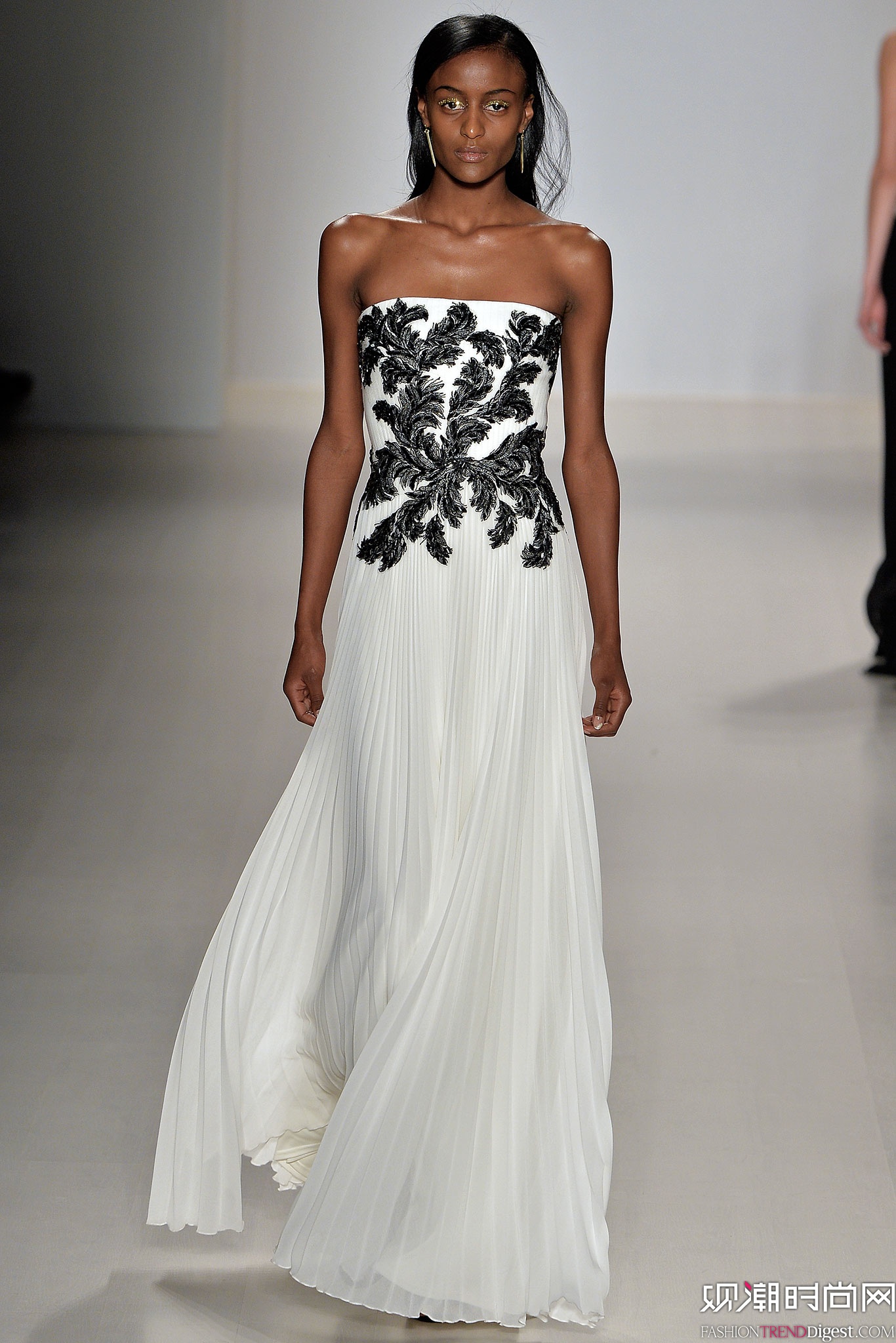 Tadashi Shoji 2015ﶬŦԼʱװܸͼƬ