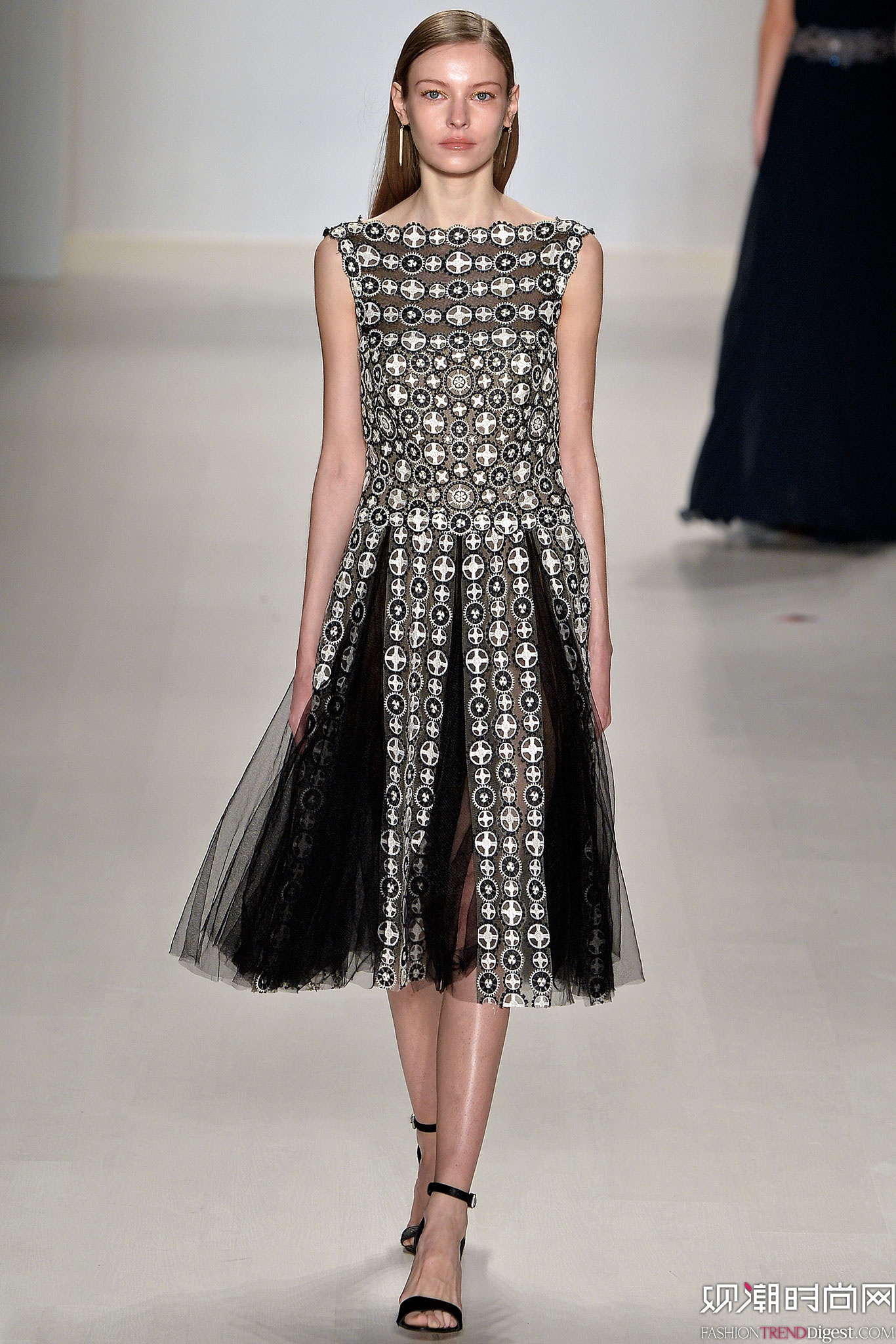 Tadashi Shoji 2015ﶬŦԼʱװܸͼƬ