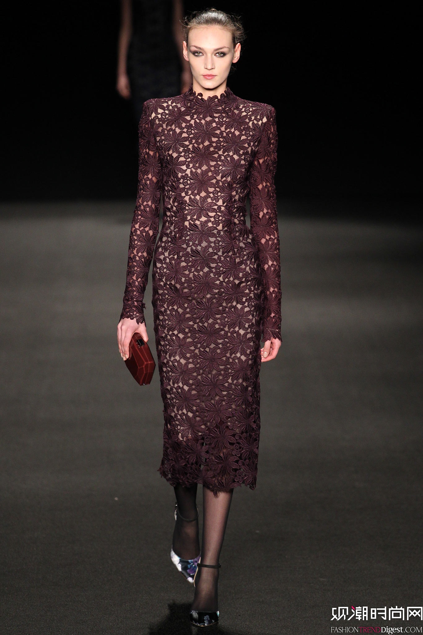 Monique Lhuillier 2015ﶬŮbDƬ