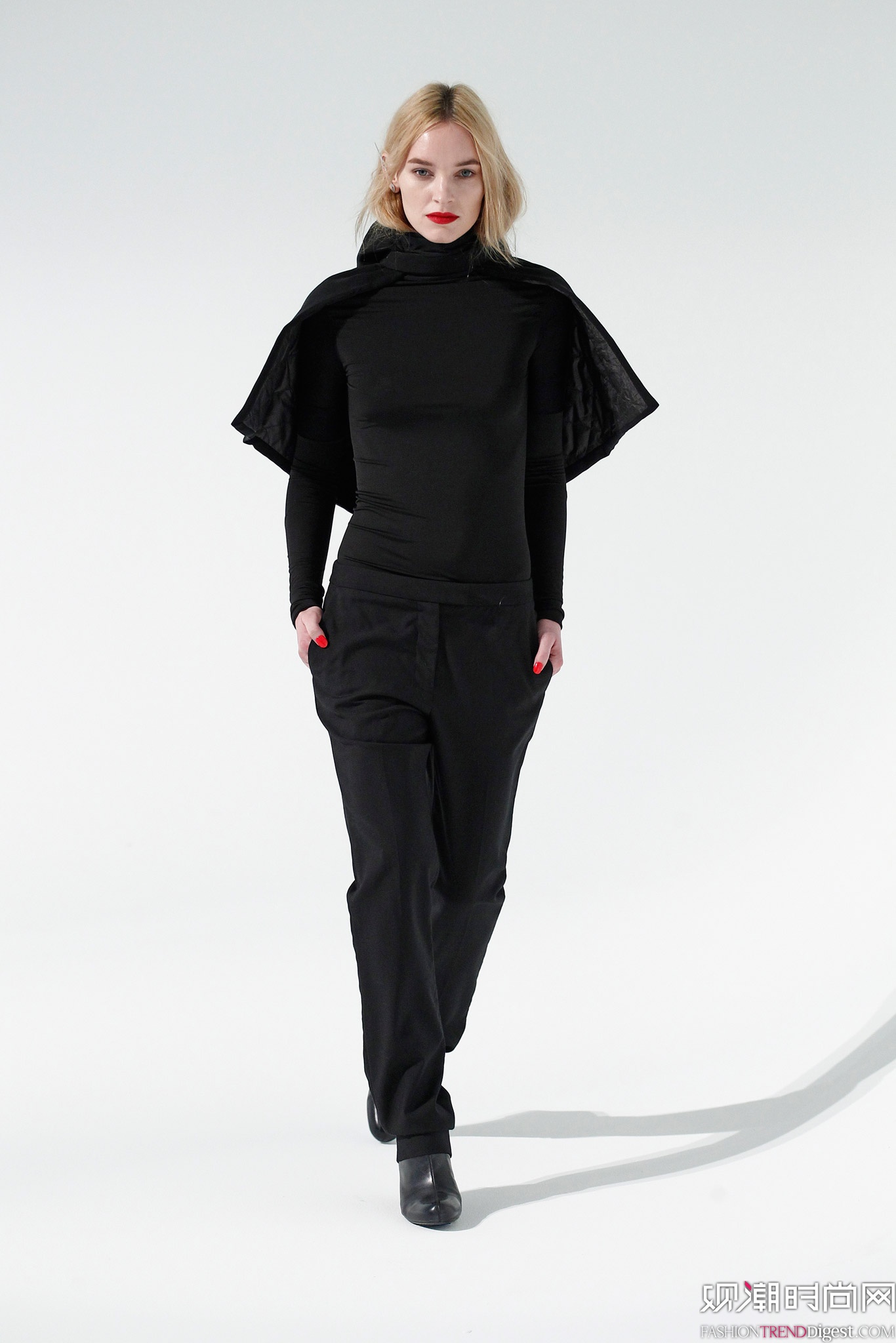 Katie Gallagher 2015ﶬŮbDƬ