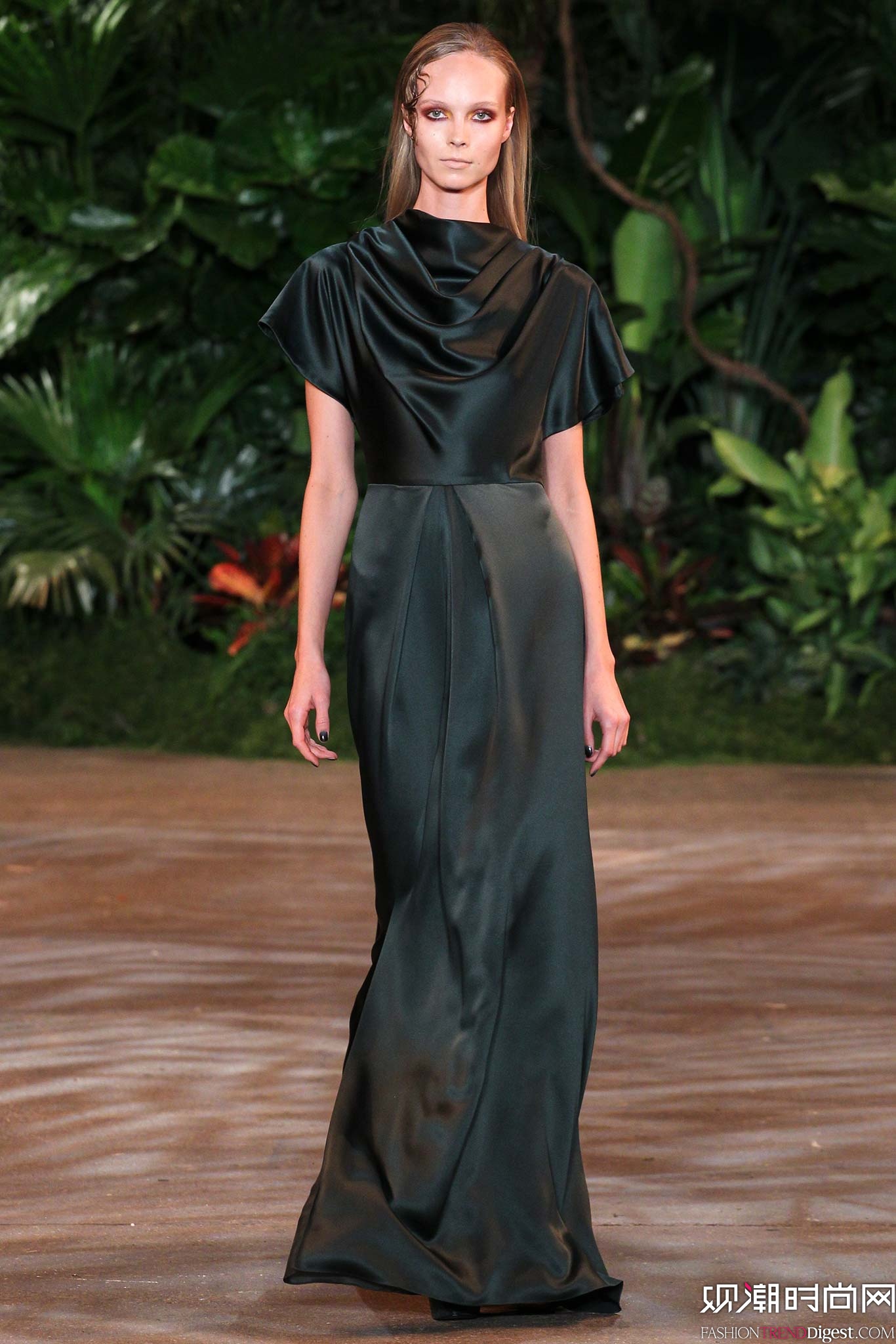 Christian Siriano 2015ﶬŮװ㳡ͼƬ