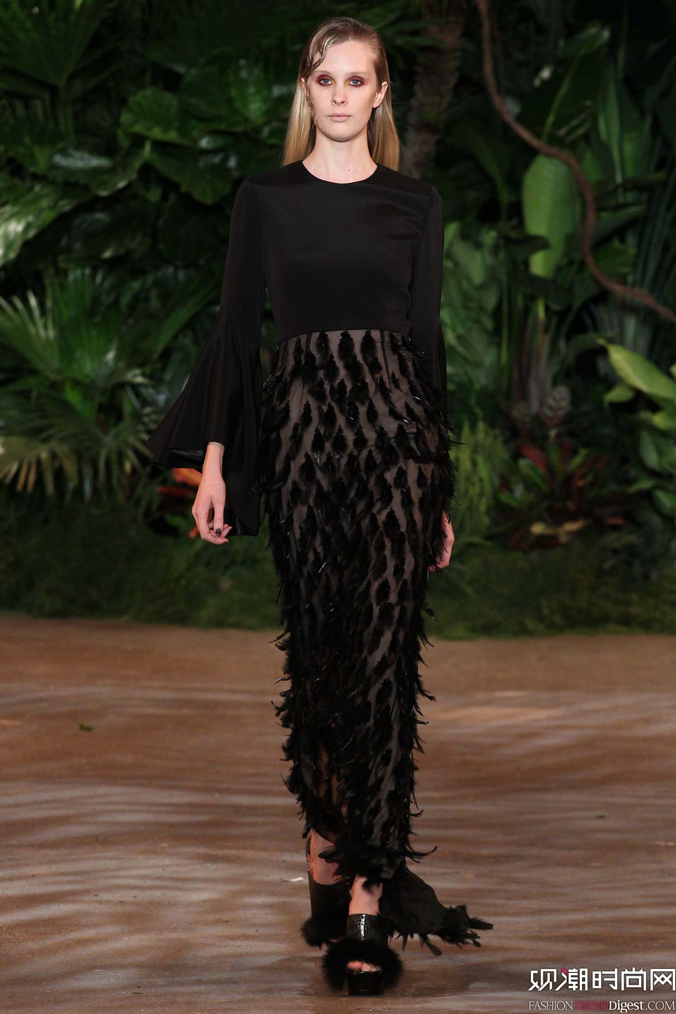 Christian Siriano 2015ﶬŮװ㳡ͼƬ