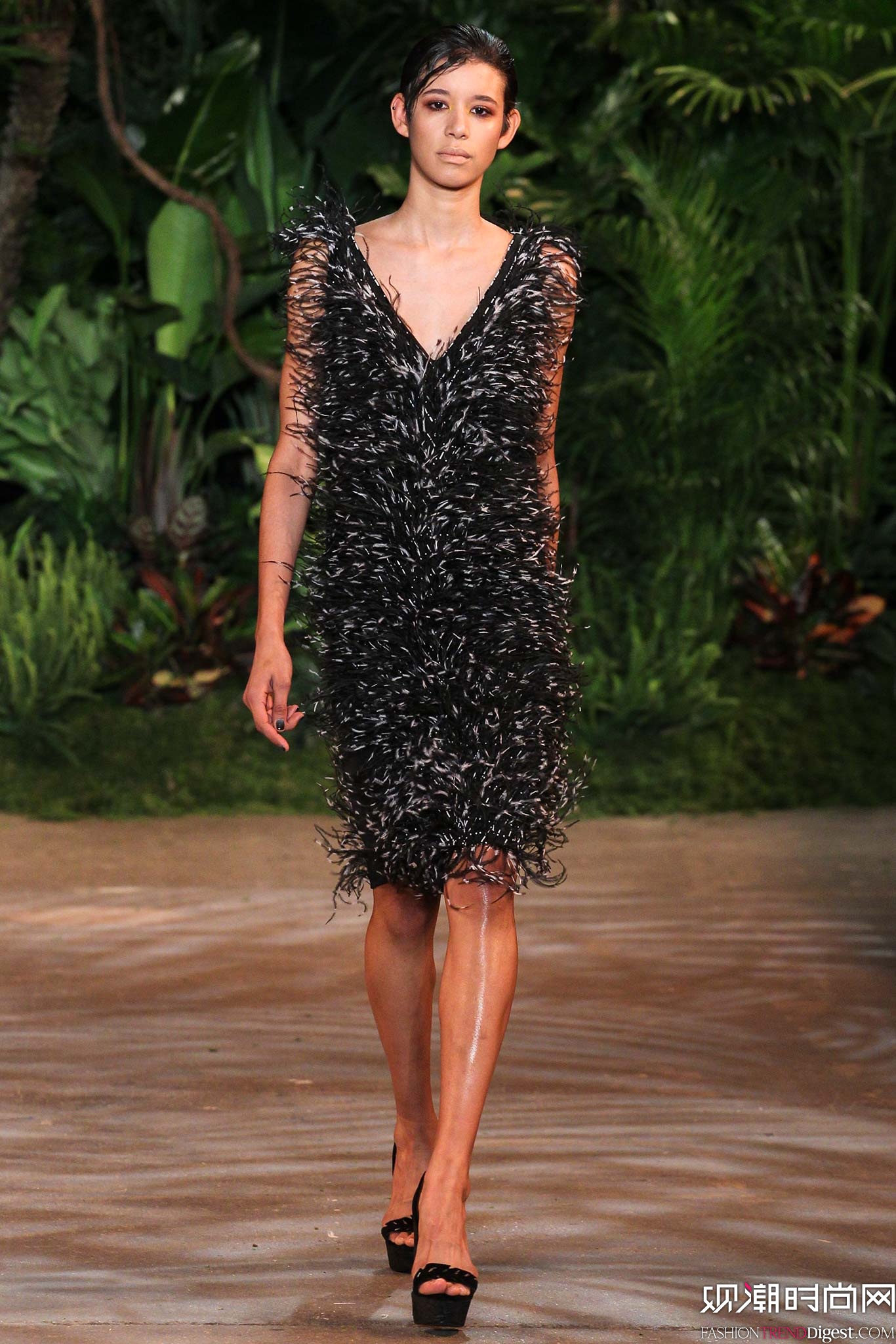 Christian Siriano 2015ﶬŮװ㳡ͼƬ