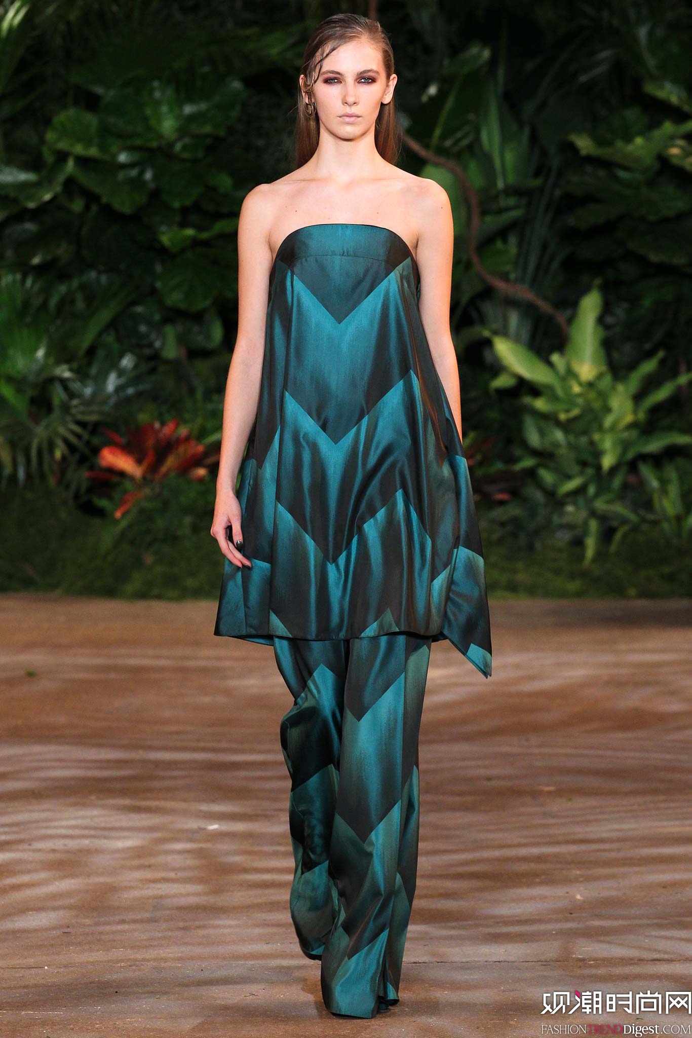 Christian Siriano 2015ﶬŮװ㳡ͼƬ