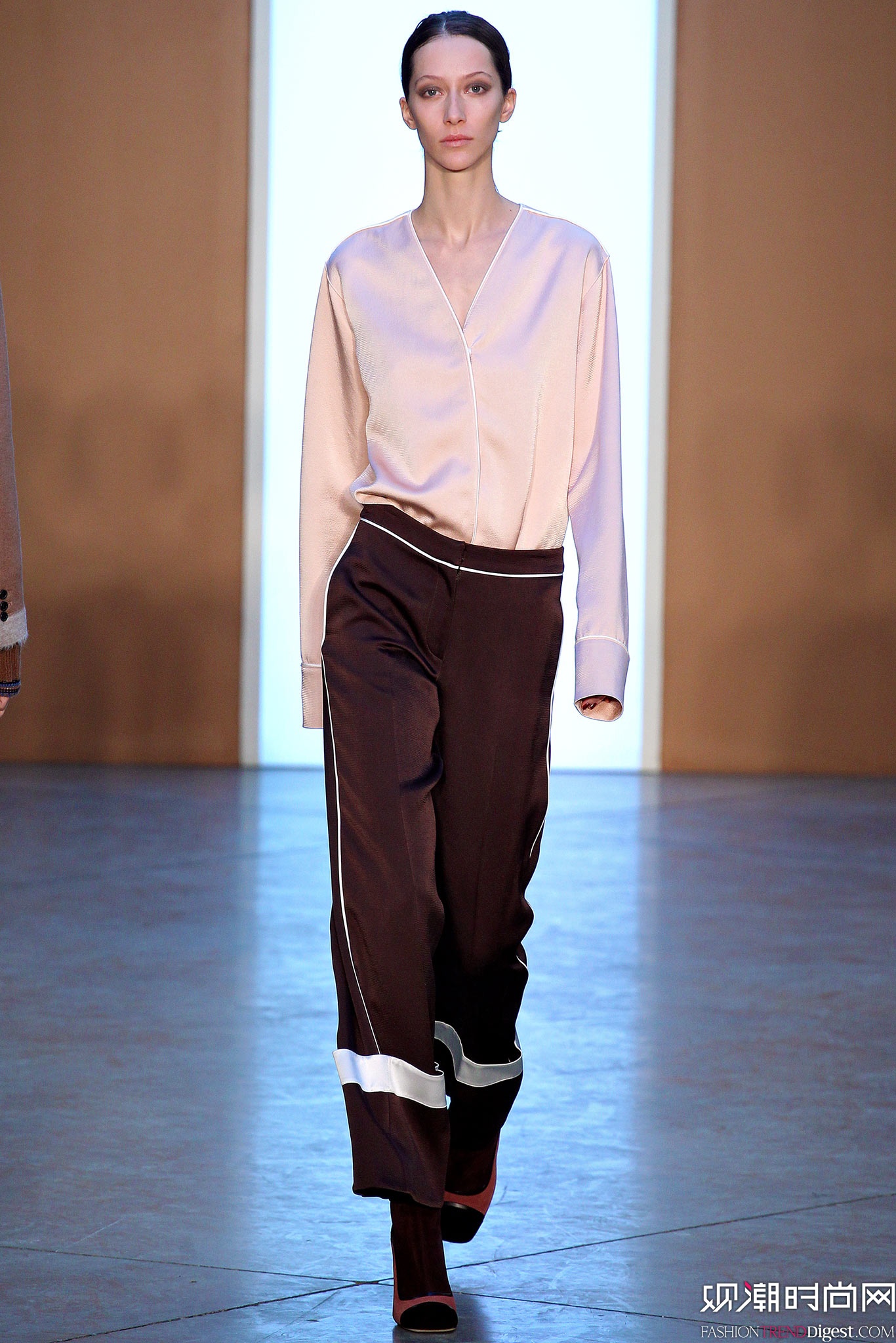 Derek Lam 2015ﶬŮbDƬ