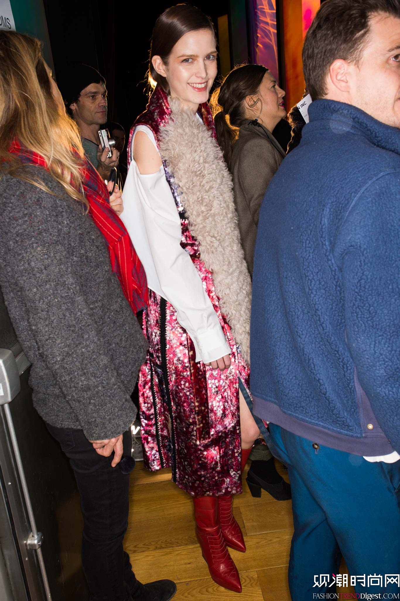 Thakoon 2015ﶬŮbDƬ
