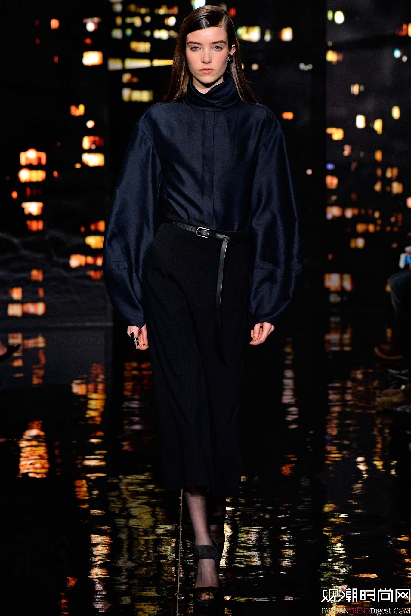 Donna Karan 2015ﶬŮbDƬ