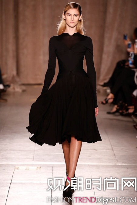 Zac Posen 2015ﶬŮװϵиͼƬ