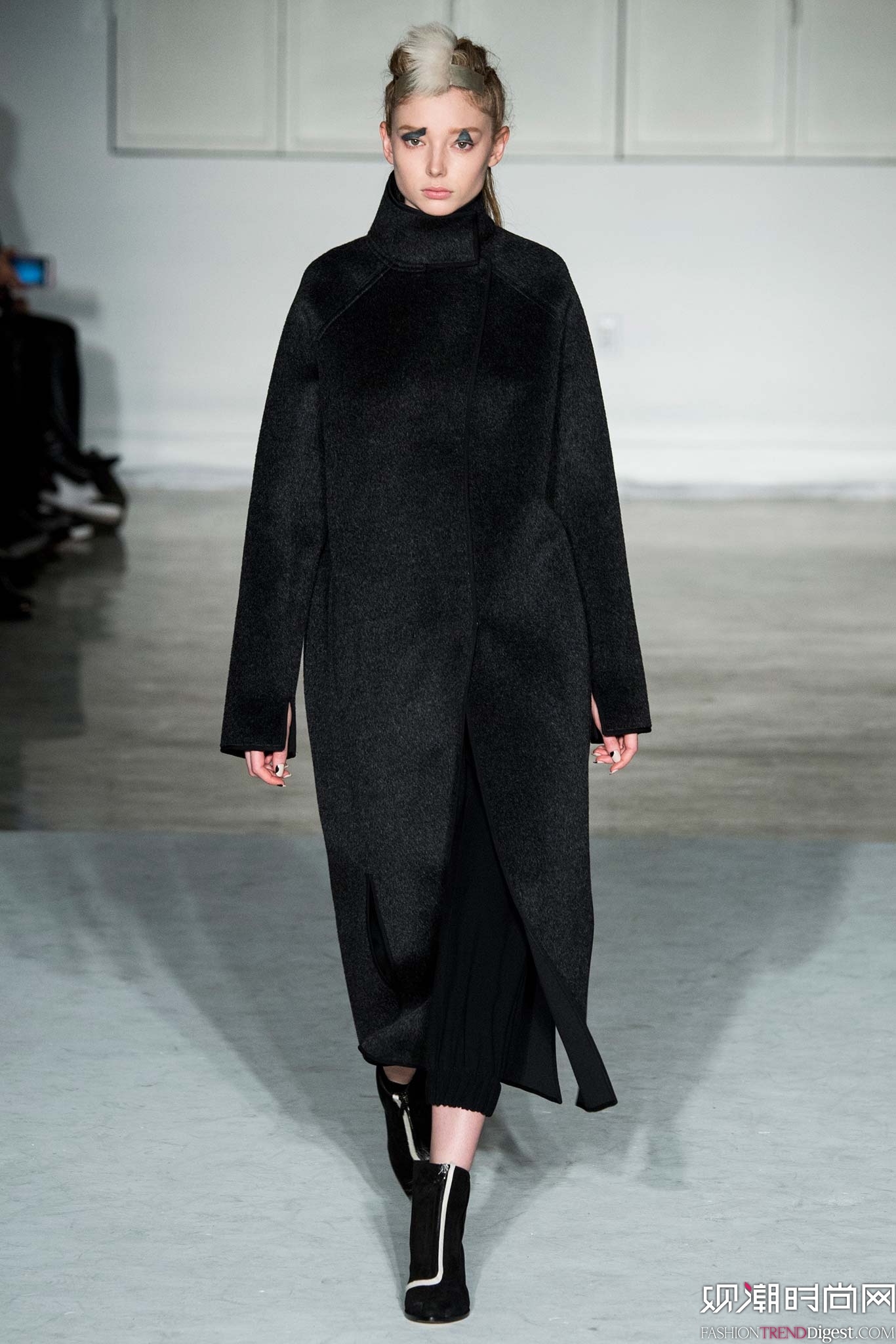 Zero + Maria Cornejo 2015ﶬŮbϵDƬ