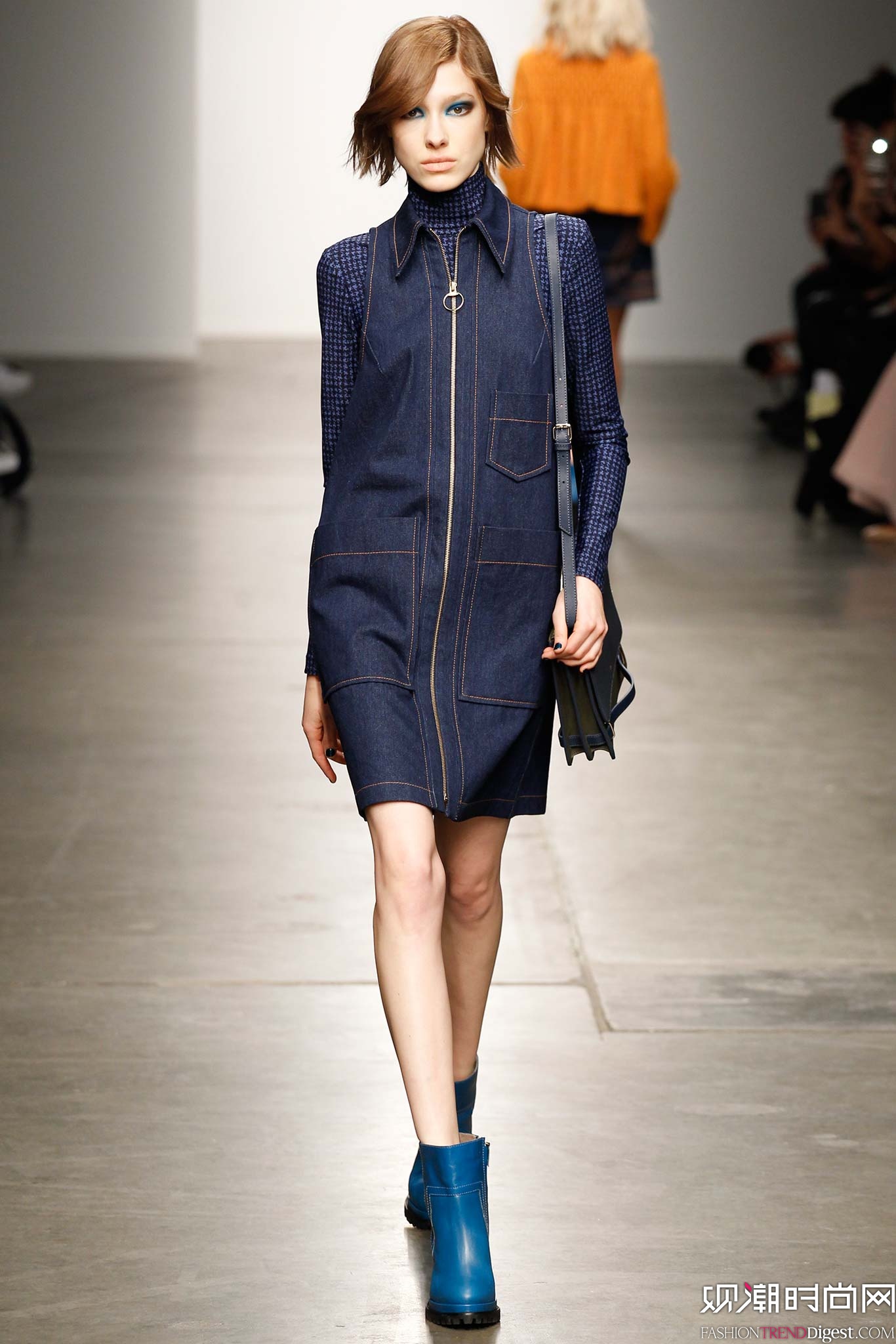 Karen Walker 2015ﶬŮbϵиDƬ