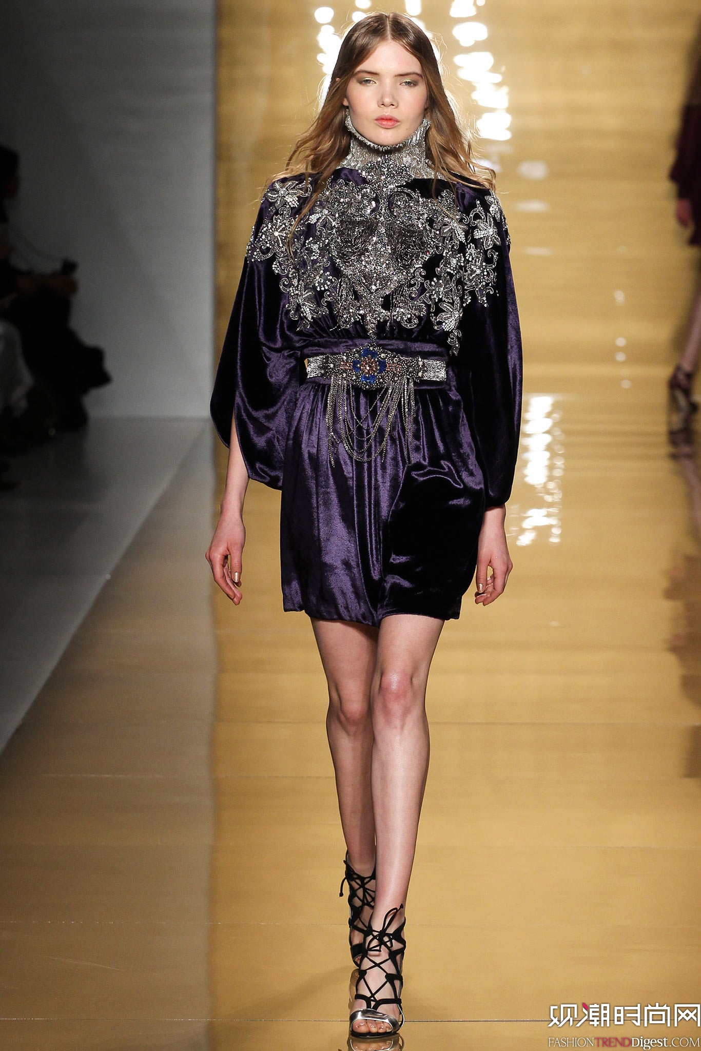 Reem Acra 2015ﶬŮbϵиDƬ