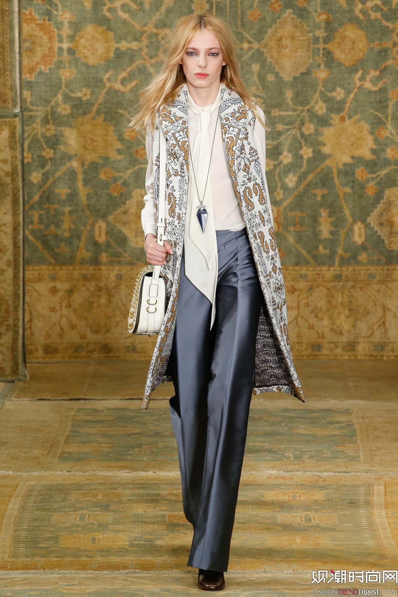 Tory Burch 2015ﶬŮװϵ㳡ͼƬ