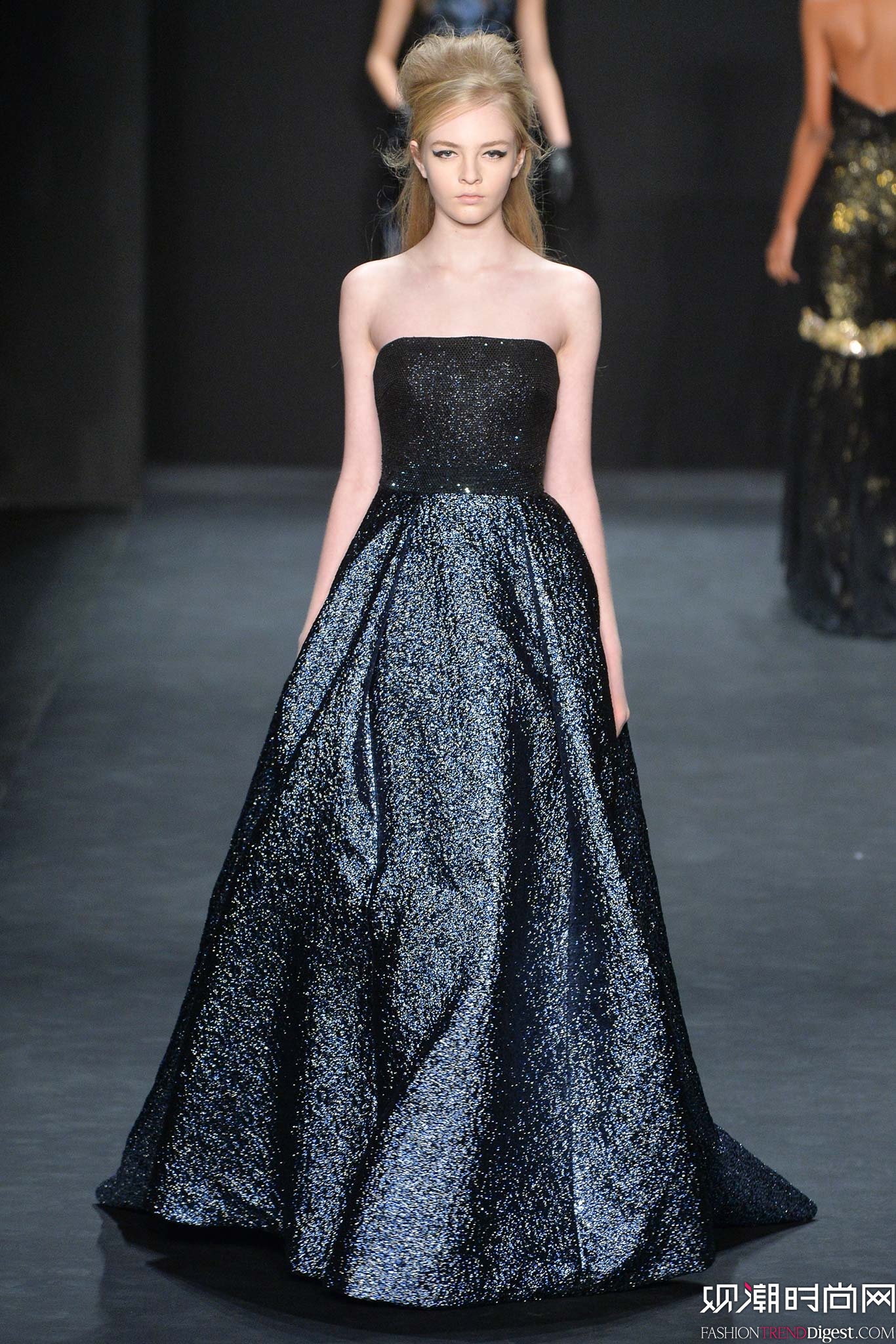 Badgley Mischka 2015ﶬŮװϵиͼƬ