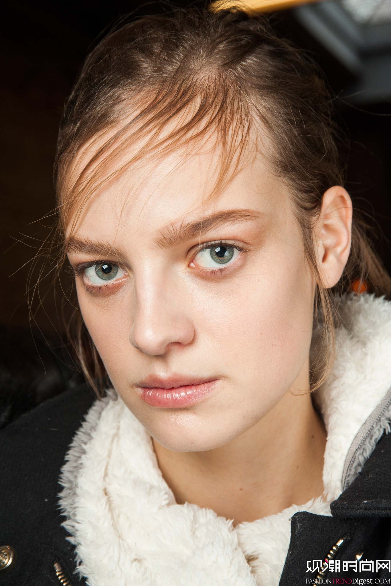 Vera Wang 2015�ﶬŮװϵ�и���ͼƬ