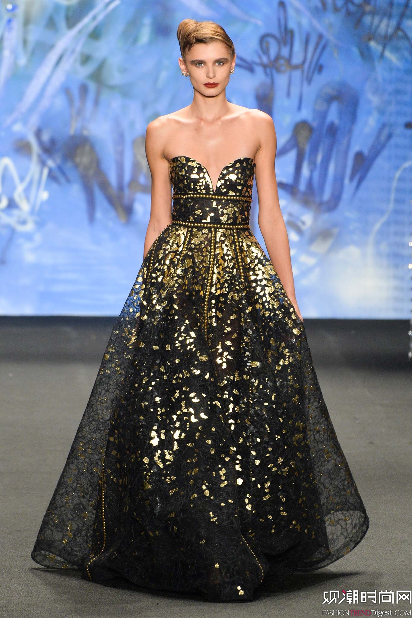 Naeem Khan 2015ﶬŮbϵиDƬ