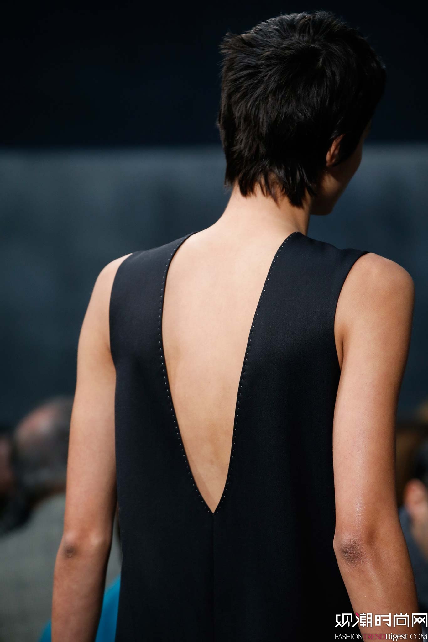 Vera Wang 2015�ﶬŮװϵ�и���ͼƬ