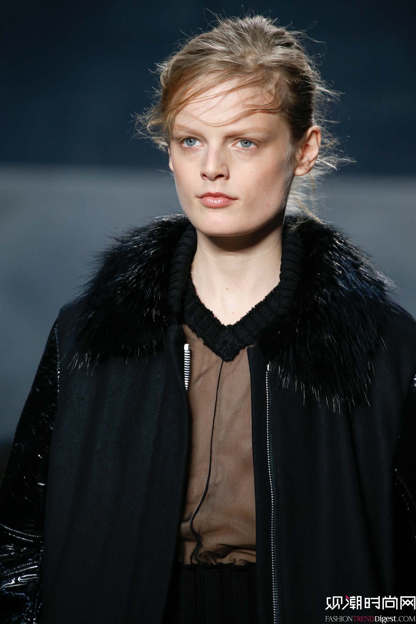 Vera Wang 2015�ﶬŮװϵ�и���ͼƬ