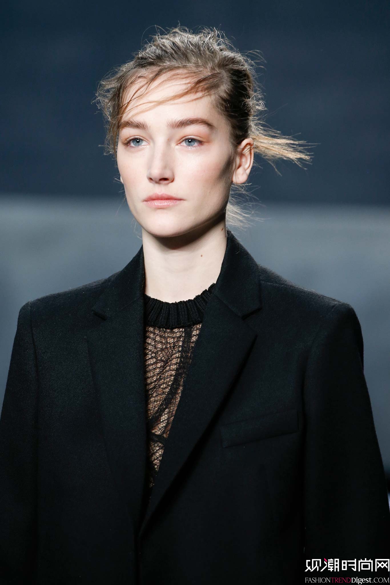Vera Wang 2015�ﶬŮװϵ�и���ͼƬ