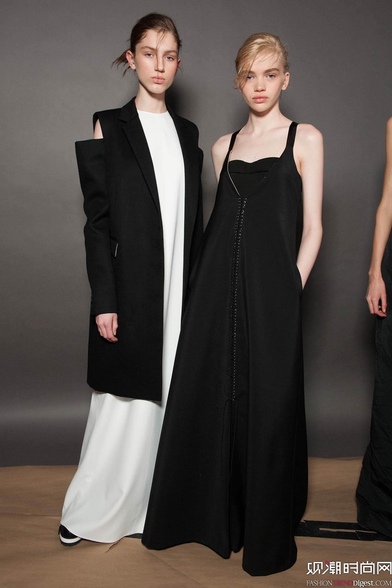 Vera Wang 2015�ﶬŮװϵ�и���ͼƬ