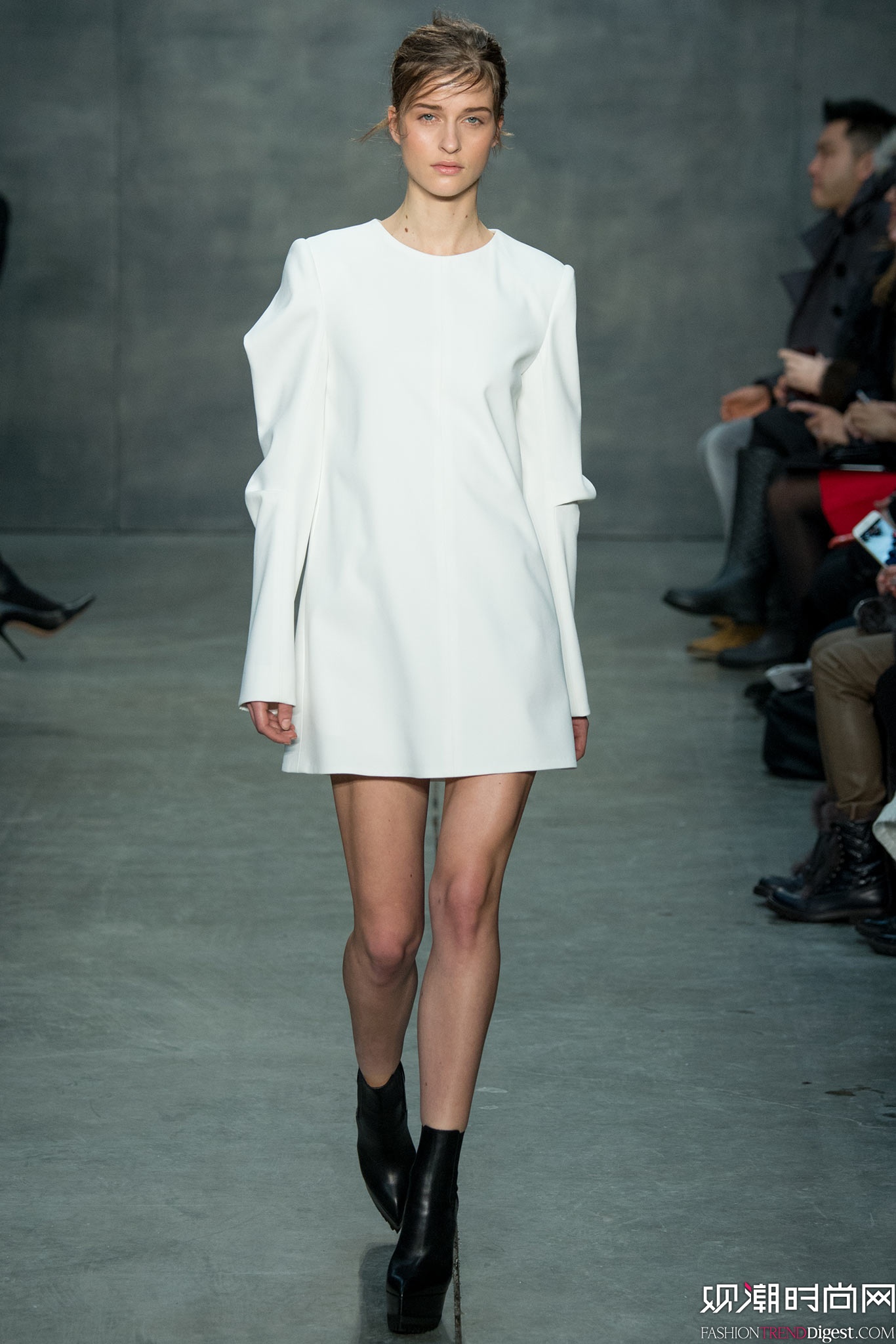 Vera Wang 2015ﶬŮװϵиͼƬ