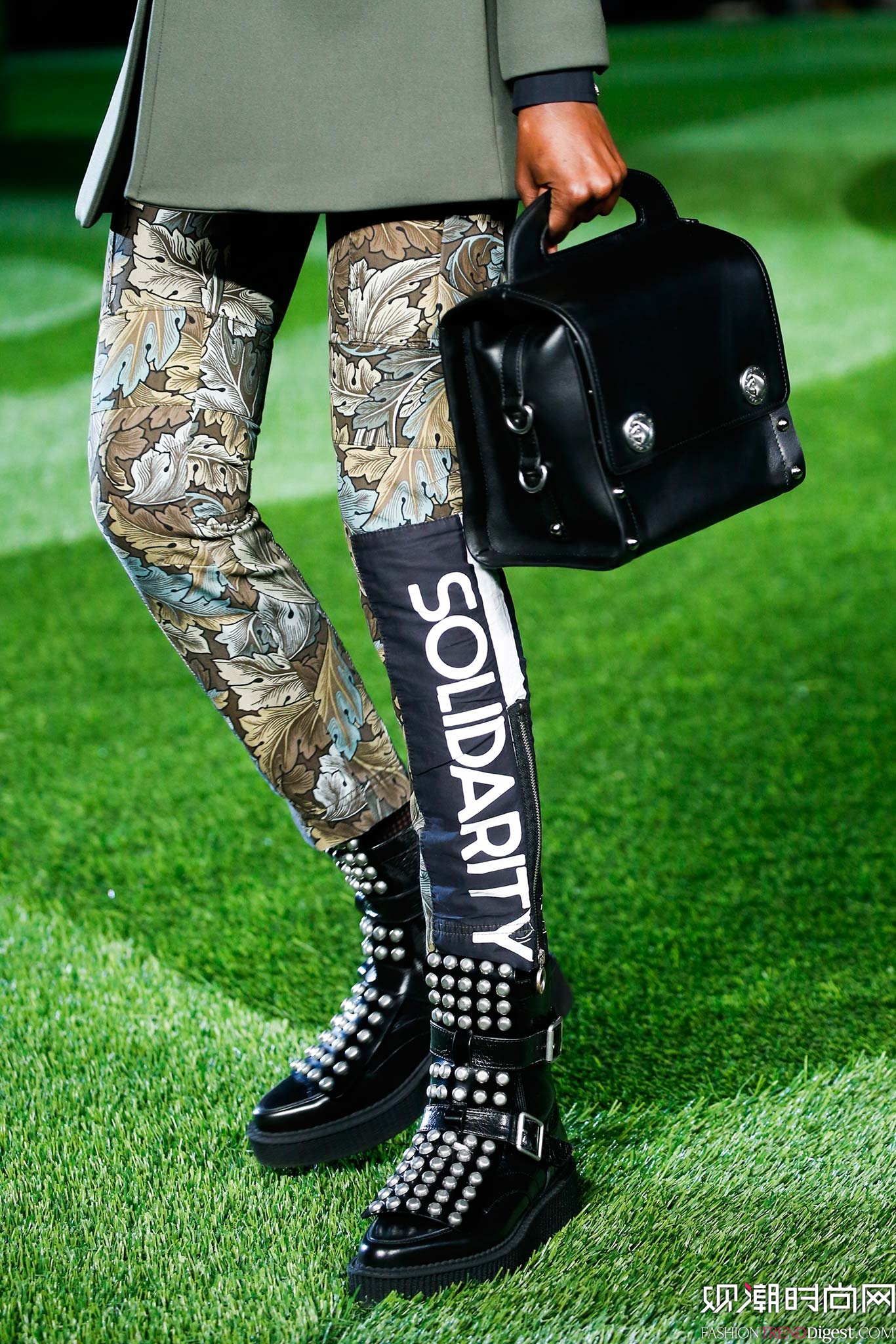 Marc by Marc Jacobs 2015ﶬŮbϵиDƬ