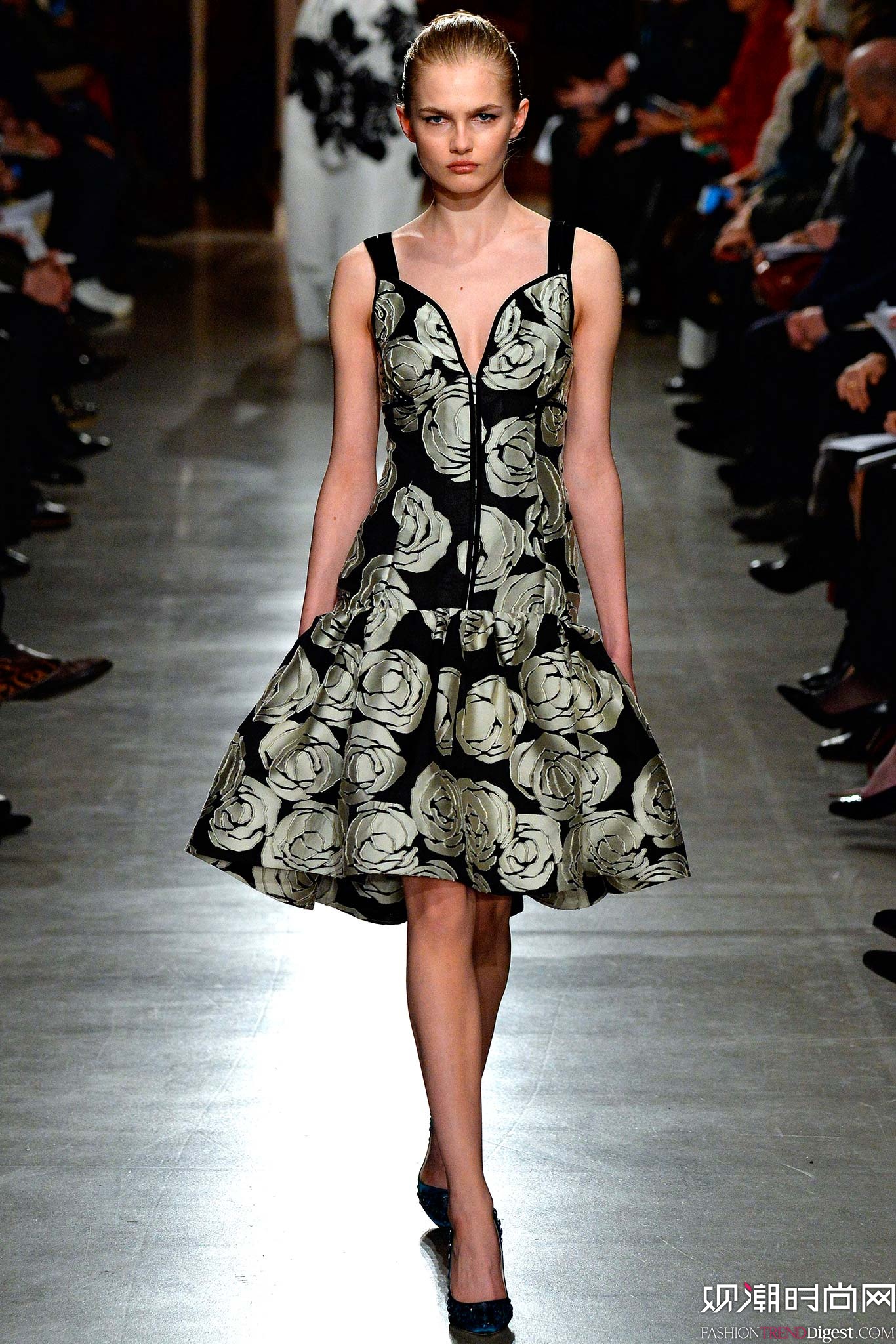 Oscar de la Renta 2015ﶬŮװϵиͼƬ